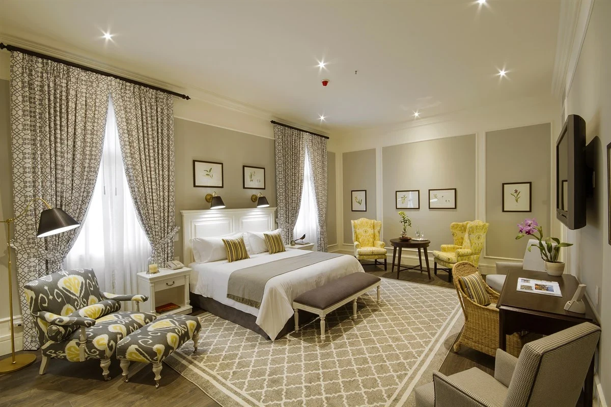 EC - Hotel del Parque - Signature room.webp