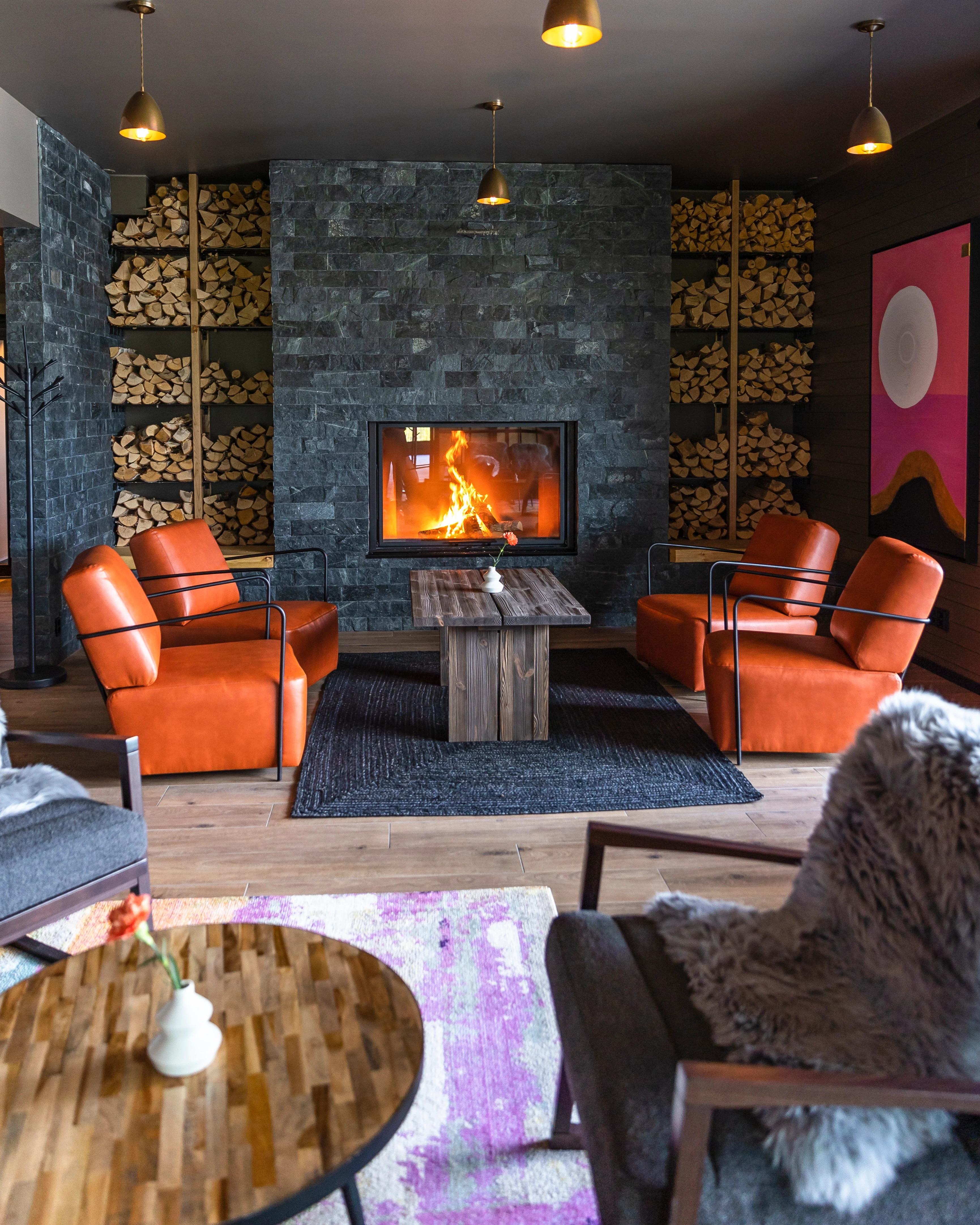 FI - Accommodatie - Cahkal Hotel -Cozy lounge at Cahkal Hotel.webp