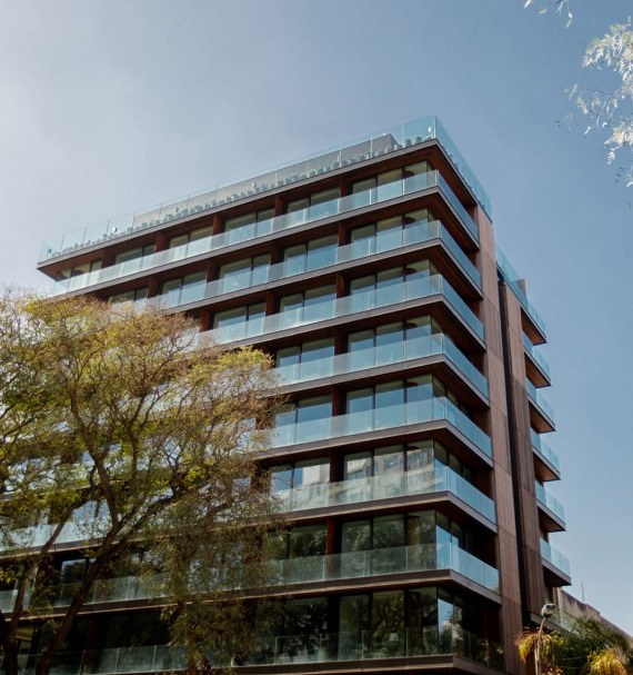 CL-Accommodatie-hotel-Montevideo-Exterior.jpg