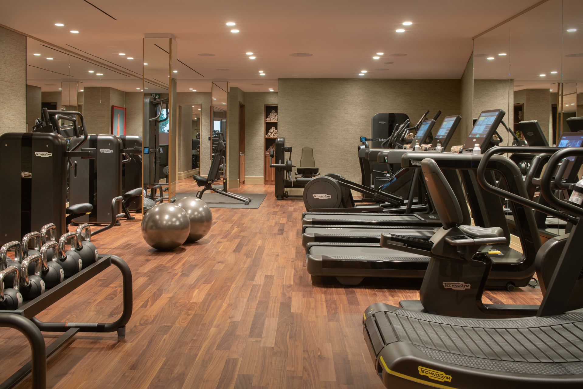 IT - Accommodatie - Four Seasons San Domenico Palace - Gym beleven.jpg