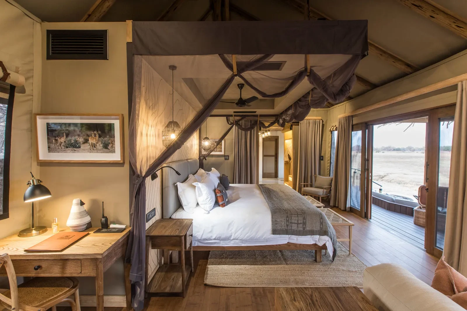 ZM-Puku Ridge-bedroom.webp