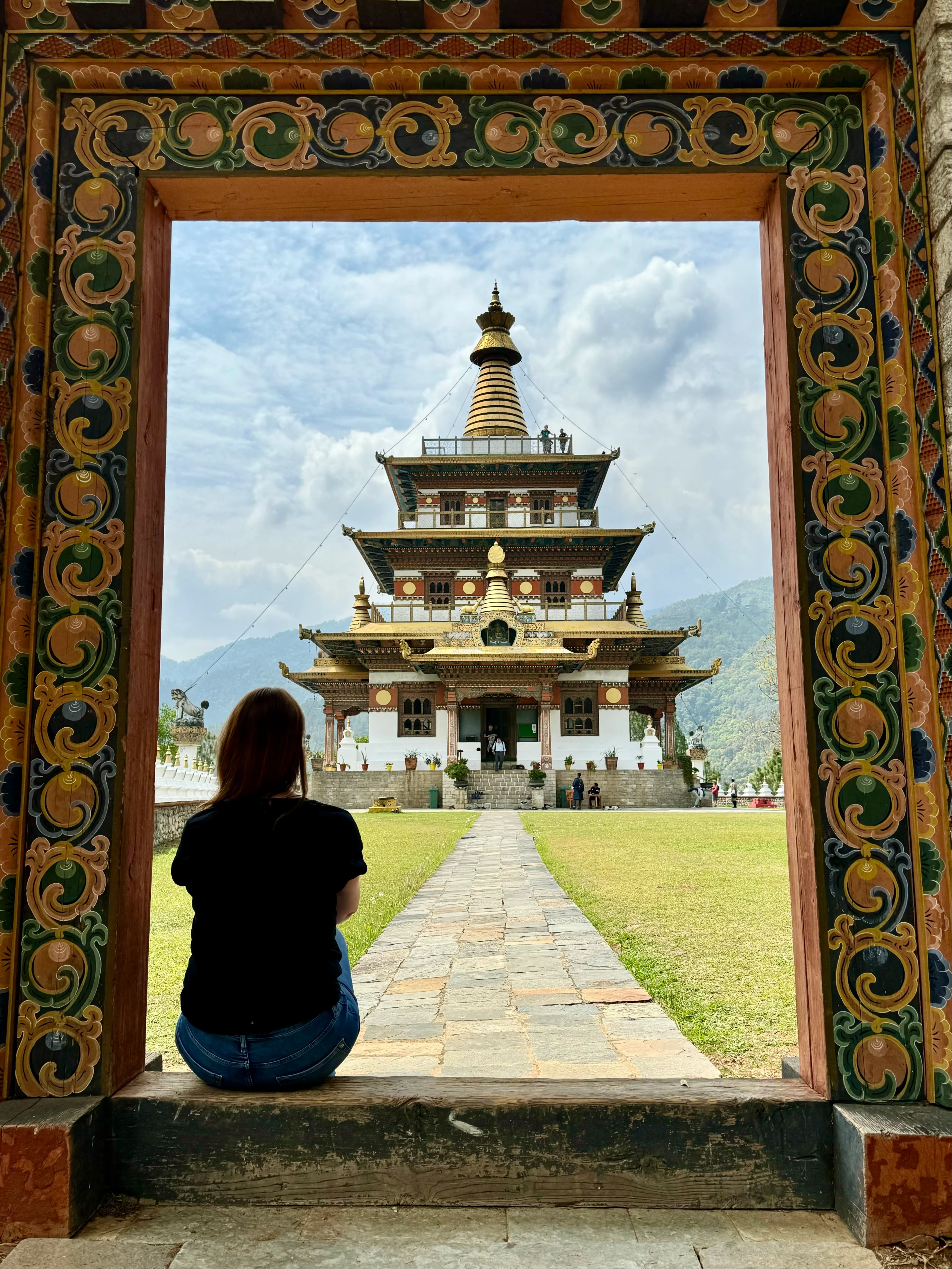 BT-vakantie-Barbara-Khamsum-Yulley-Namgyal-Chorten.webp
