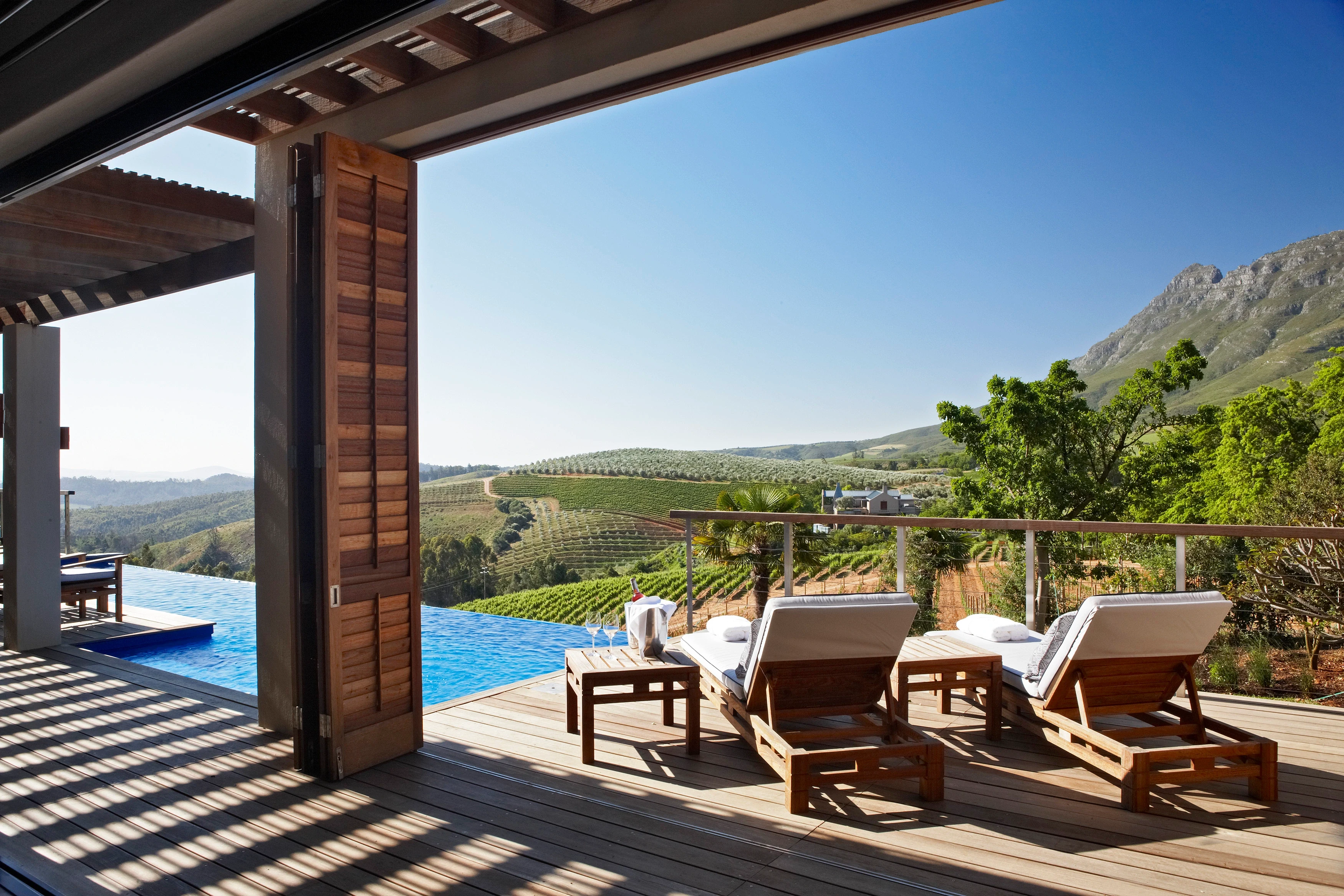 ZA - Delaire Graff - Private Pool-2.webp