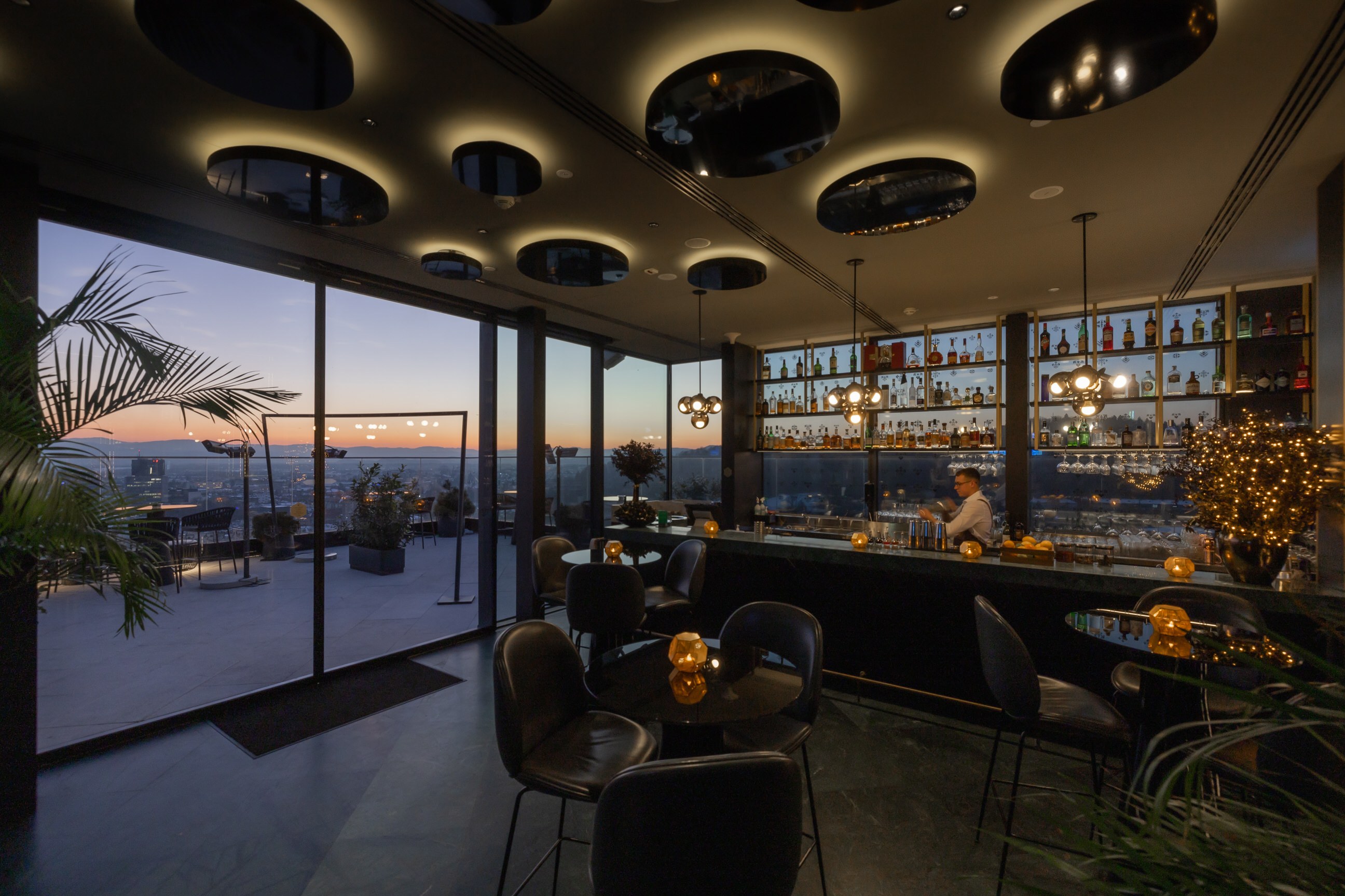 SI - Intercontinental Ljubljana - Bar.jpg