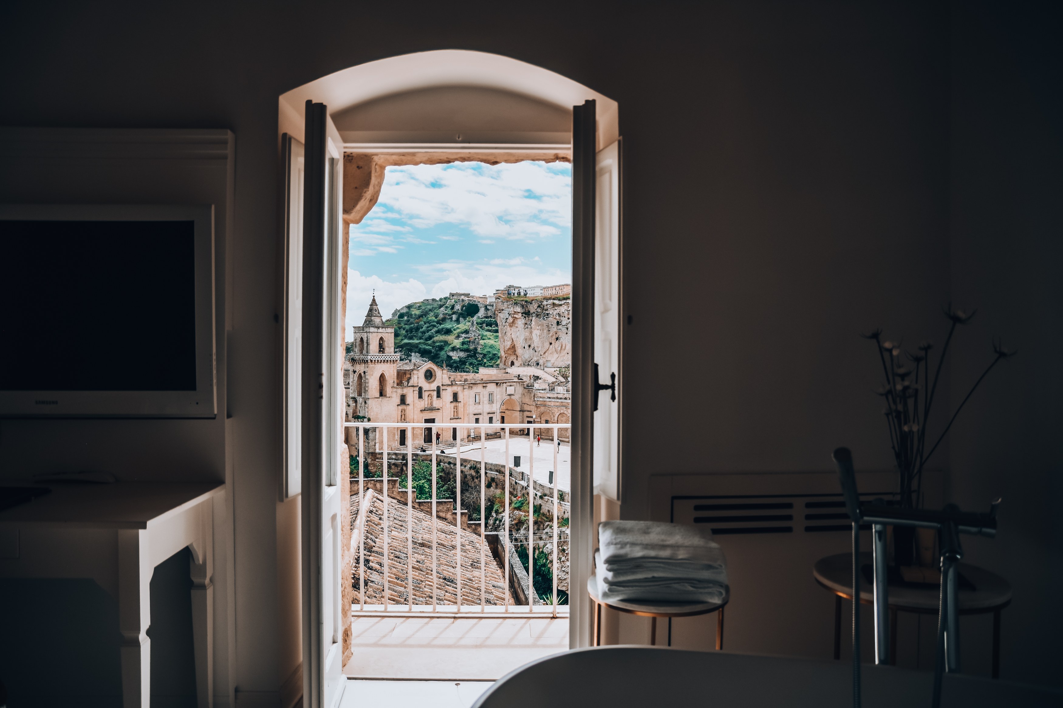 IT-Accommodatie-Sant'Angelo Luxury Resort-window view.jpg
