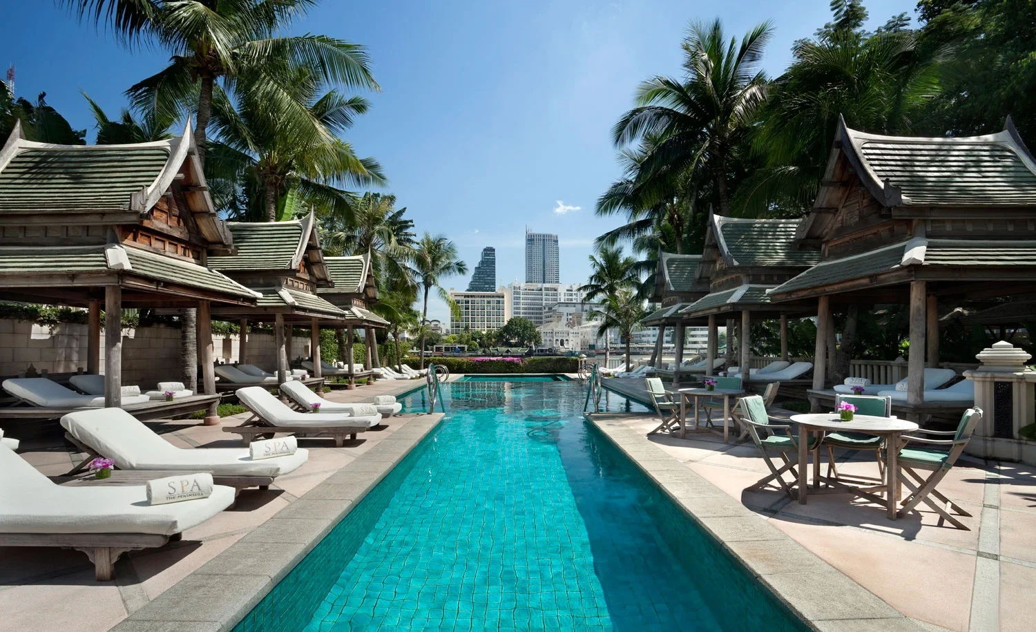 TH - The Peninsula Bangkok - Swimming-Pool-1.webp