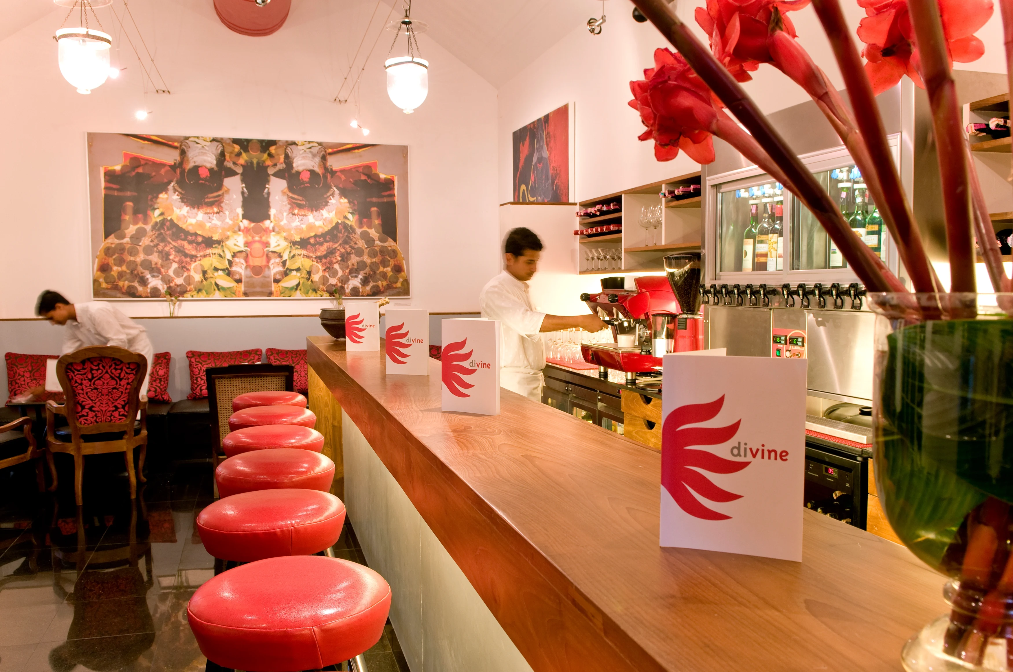 IN - Malabar House - The wine lounge.webp