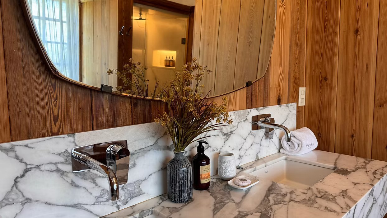 UY - Accommodatie - Narbona Wine Lodge - Badkamer.jpg