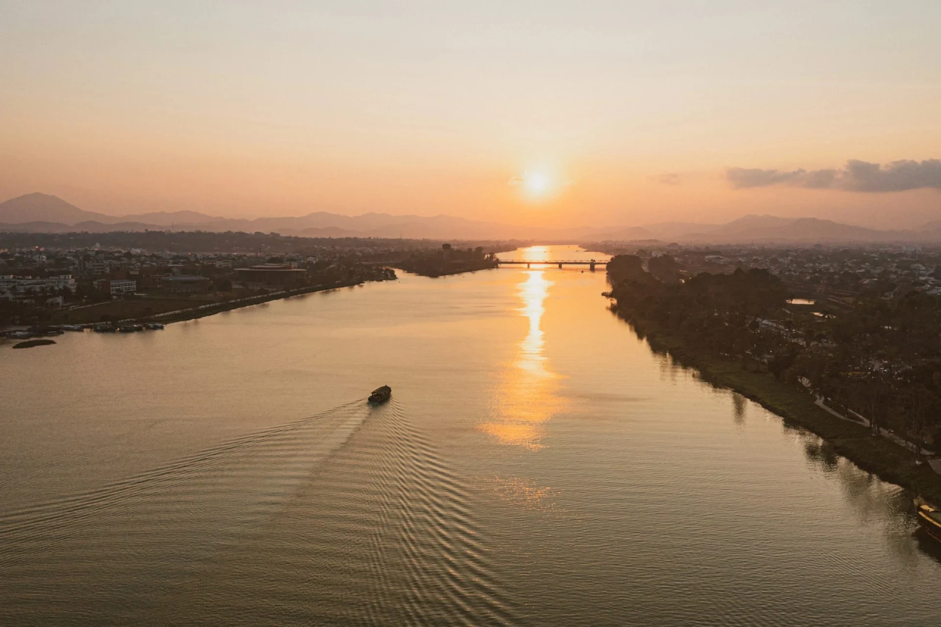 VN-Azerai-River.webp