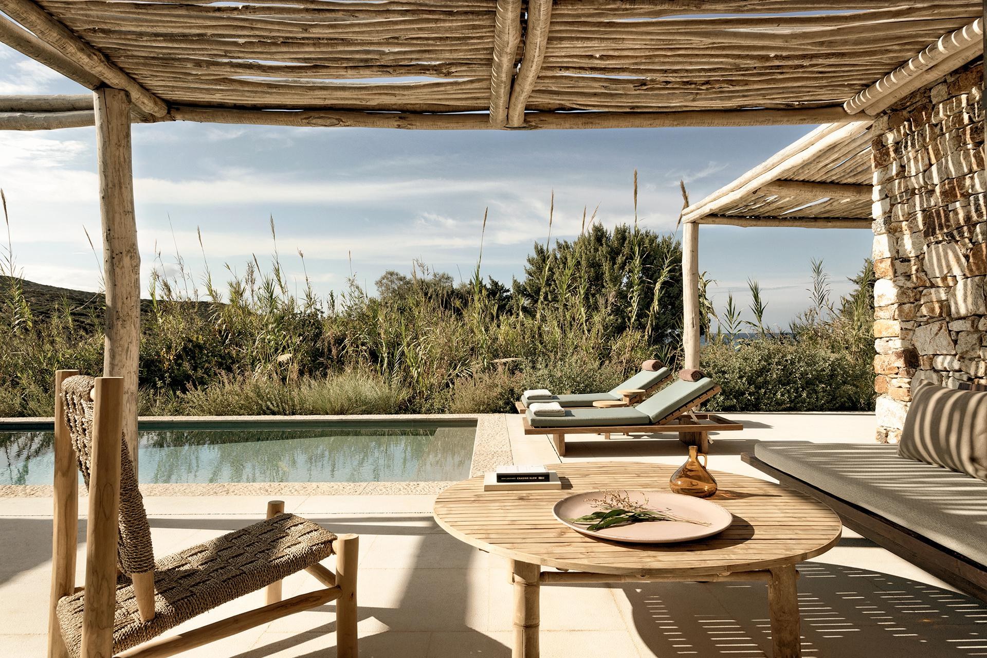GR-The-Rooster-Gardenview-Villa.jpg