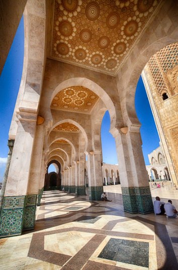 MA - Casablanca - Hassan 2 Mosque 1.jpg