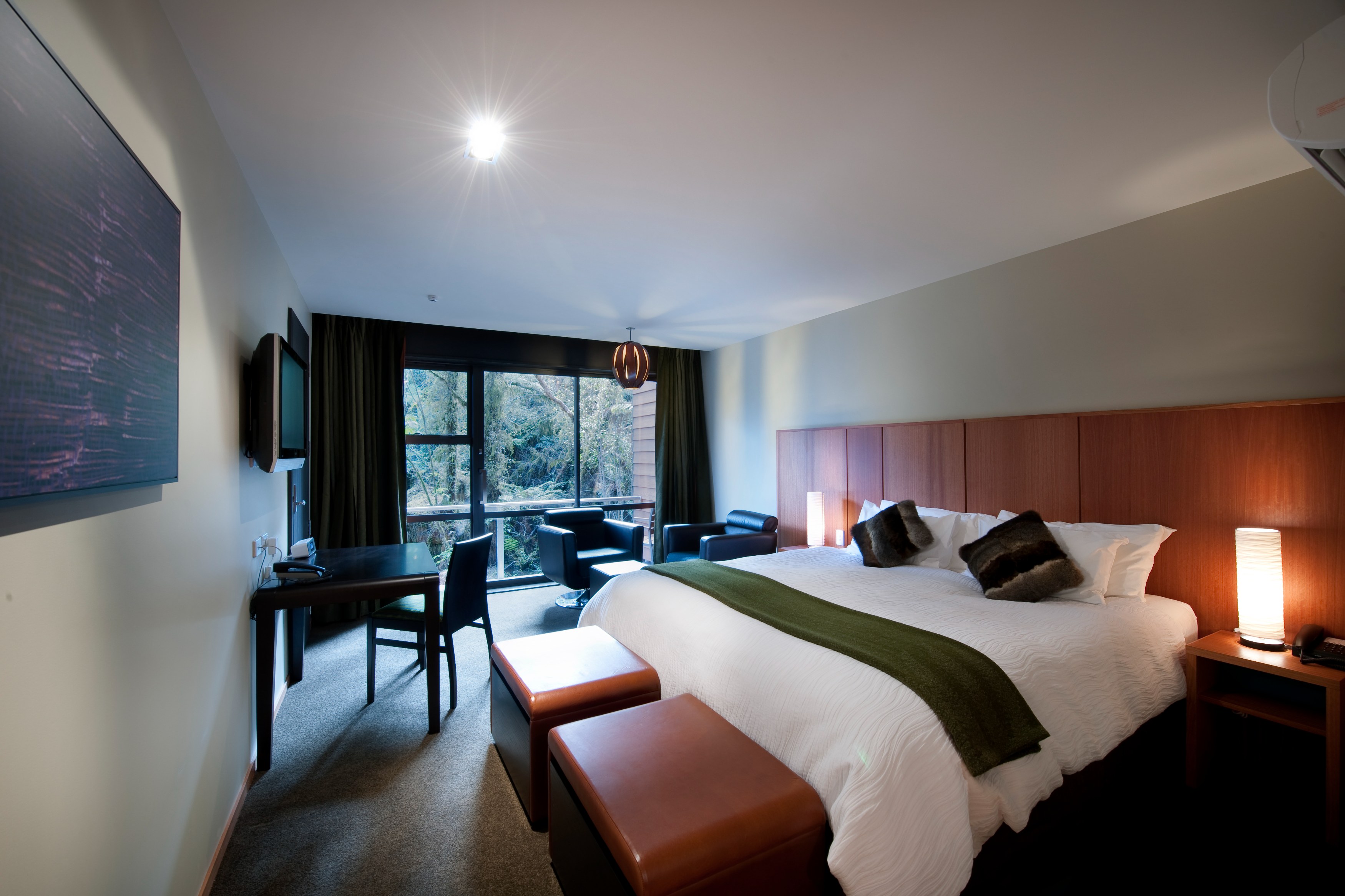 NZ - Te Waonui Forest Retreat - King Room.jpg