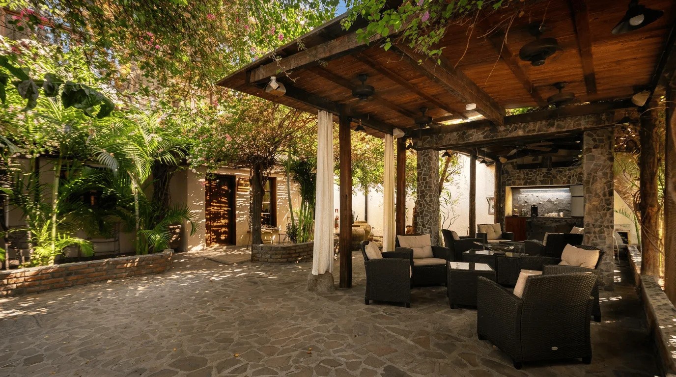 MX - Accommodatie - Posada de las Flores - Buiten.jpg