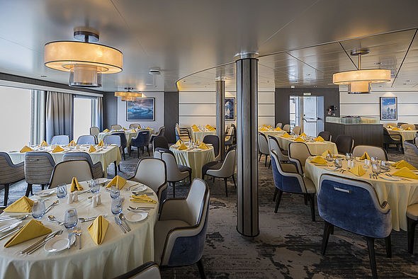 csm_NP-tour-Jewels-of_the_-Erctic-Sylvia-Earle-Dining-Room.jpg