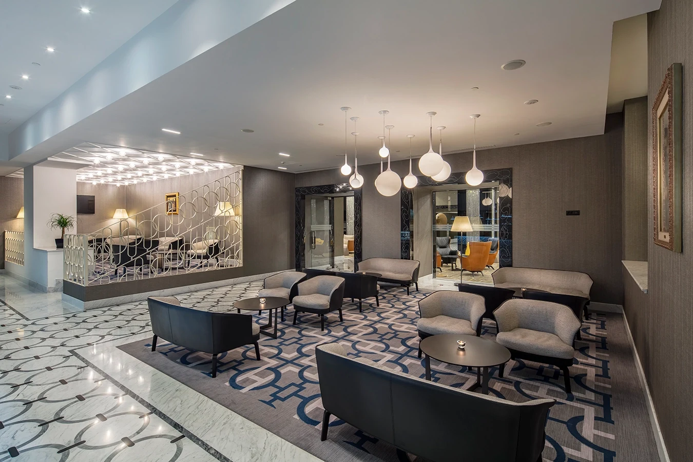 ME- Hilton Podgorica- the bar.webp