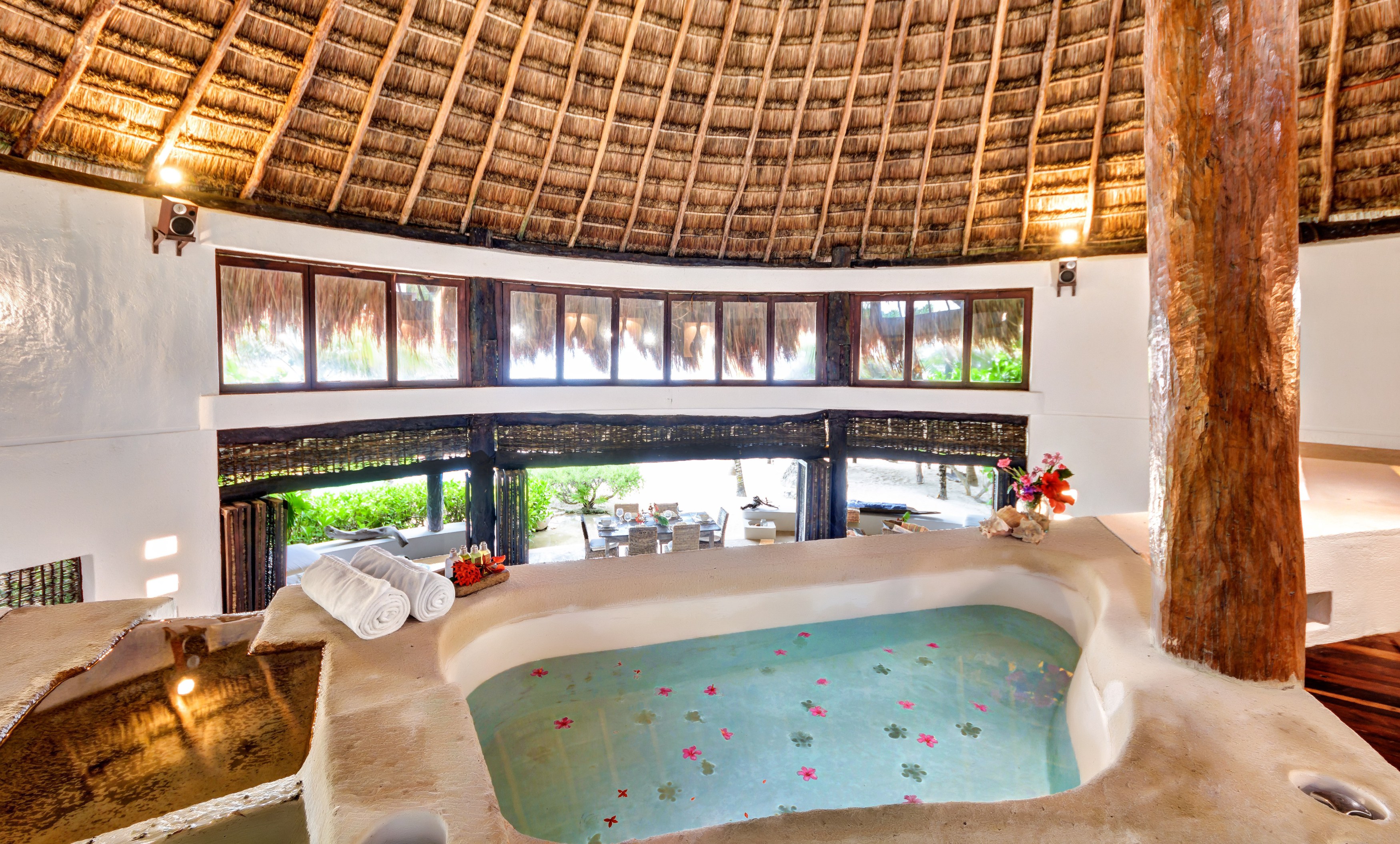 MX - Riviera Maya - Casa del Agua - Bath.jpg