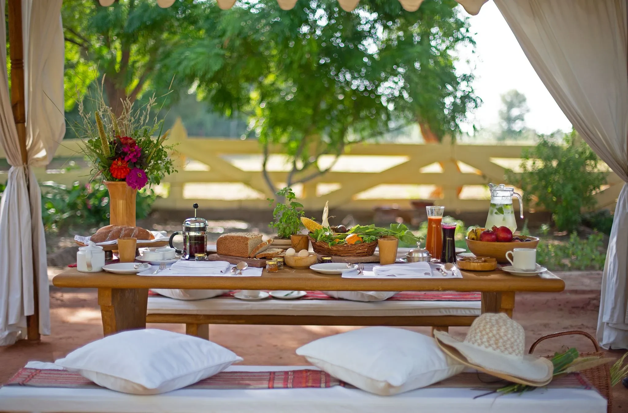 IN - Sujan The Serai - eten en drinken - farm to table.webp