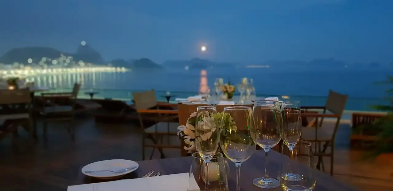 BR-Rio-de Janeiro-Hotel-Emiliano-beleven.webp