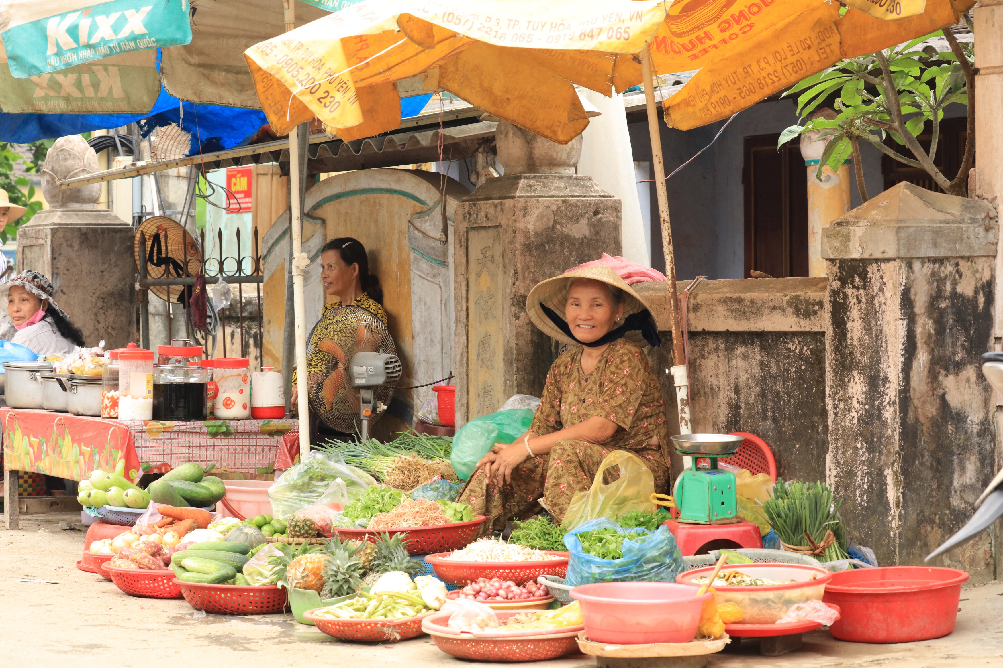 VN - Hue - Vespa tour (4).JPG