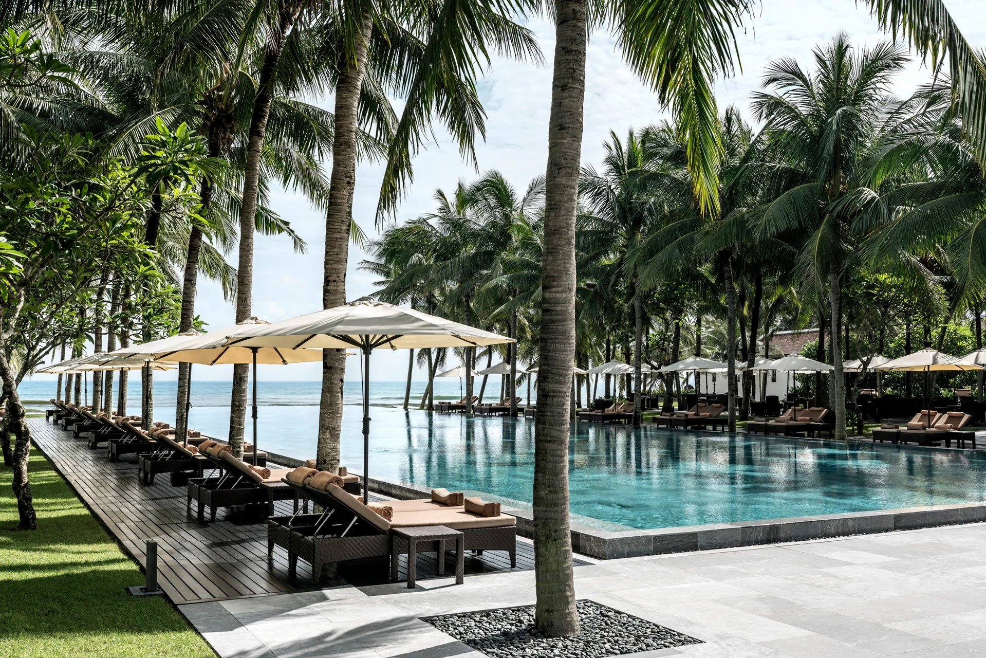 VN - Four Seasons The Nam Hai - Pool (2).webp