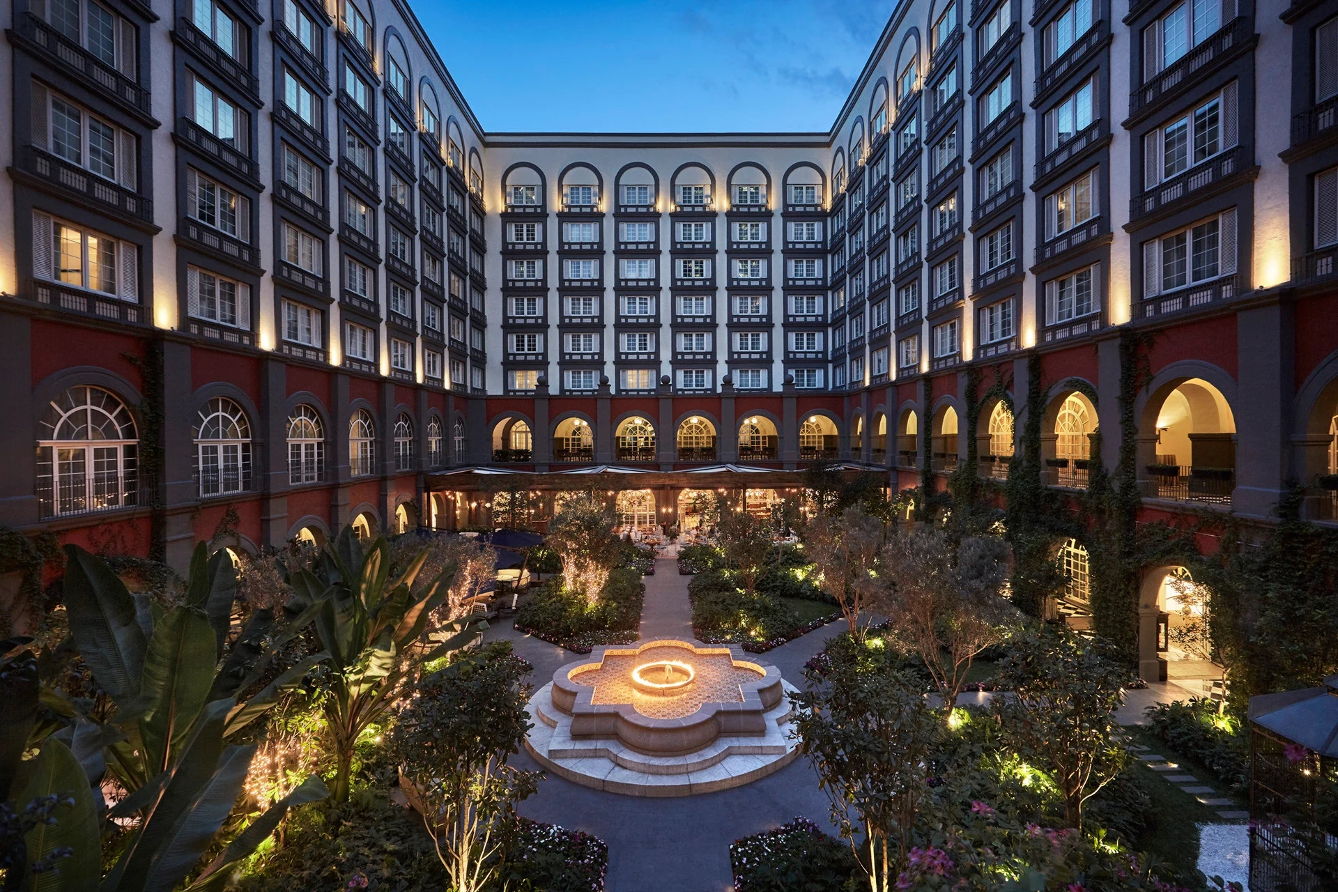 MX - Four Seasons Mexico - Exterior.webp