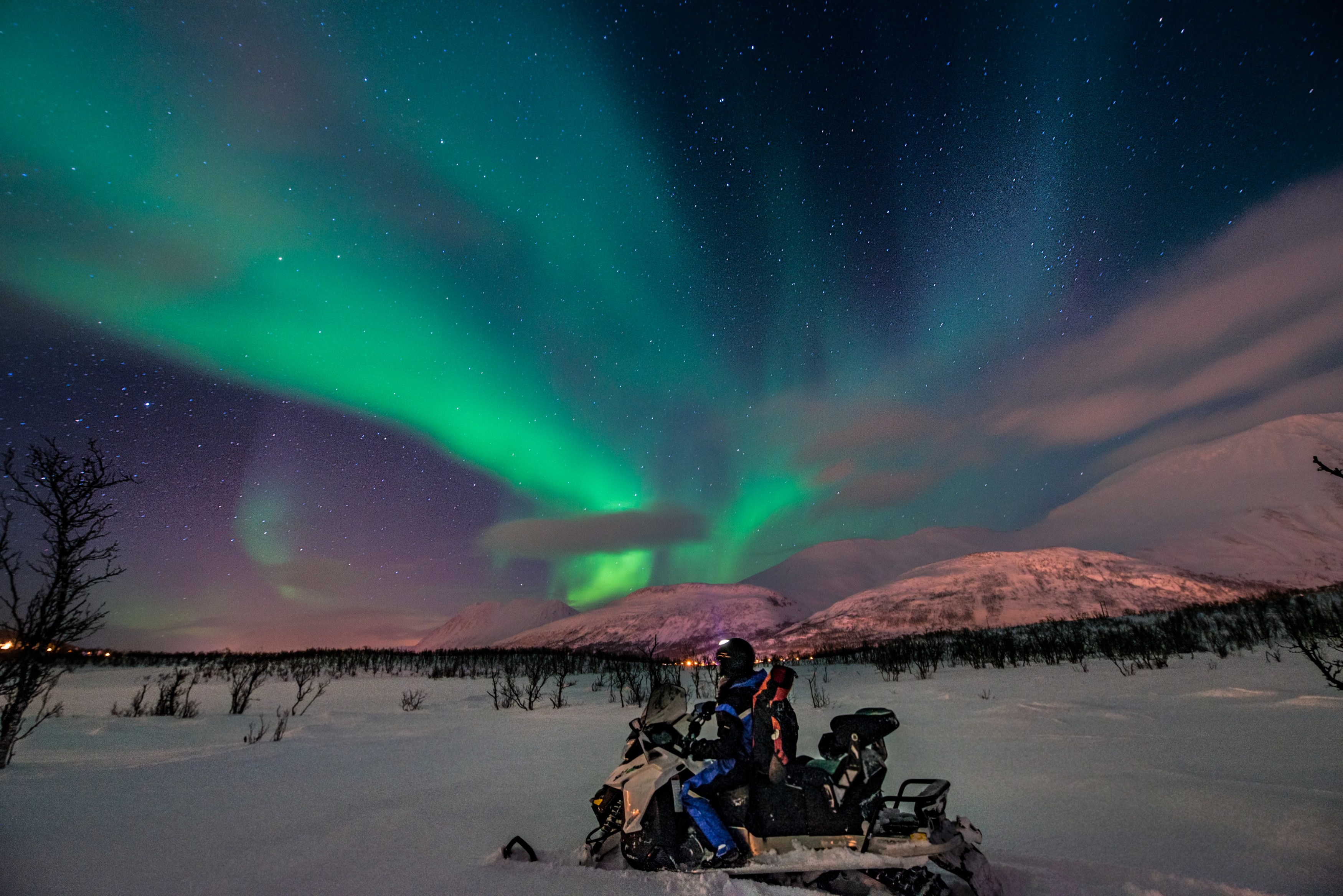 NO-Lyngen Exprience-Northern ligt.jpg