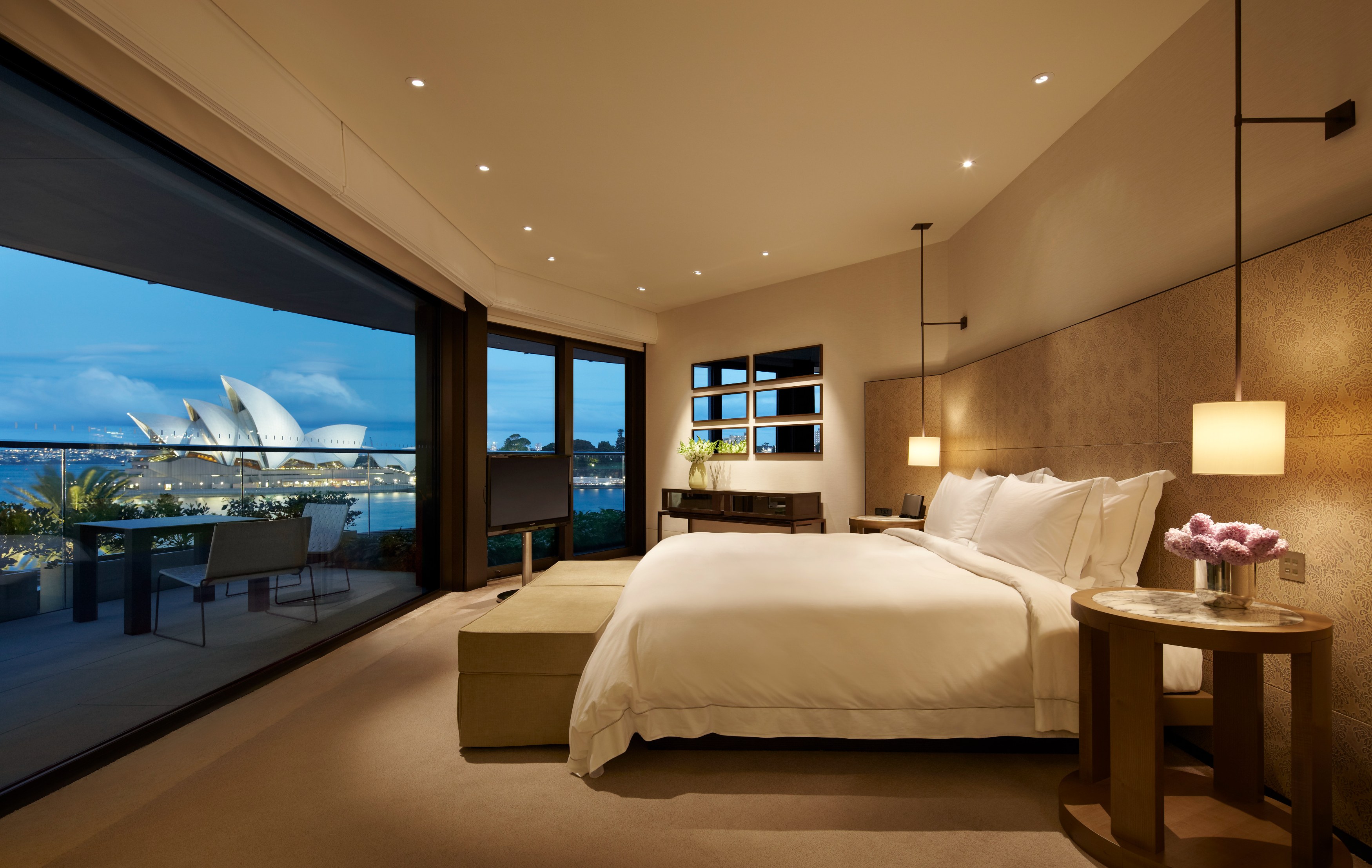 AU - Park Hyatt Sydney - Sydney Suite Master Bedroom.jpg