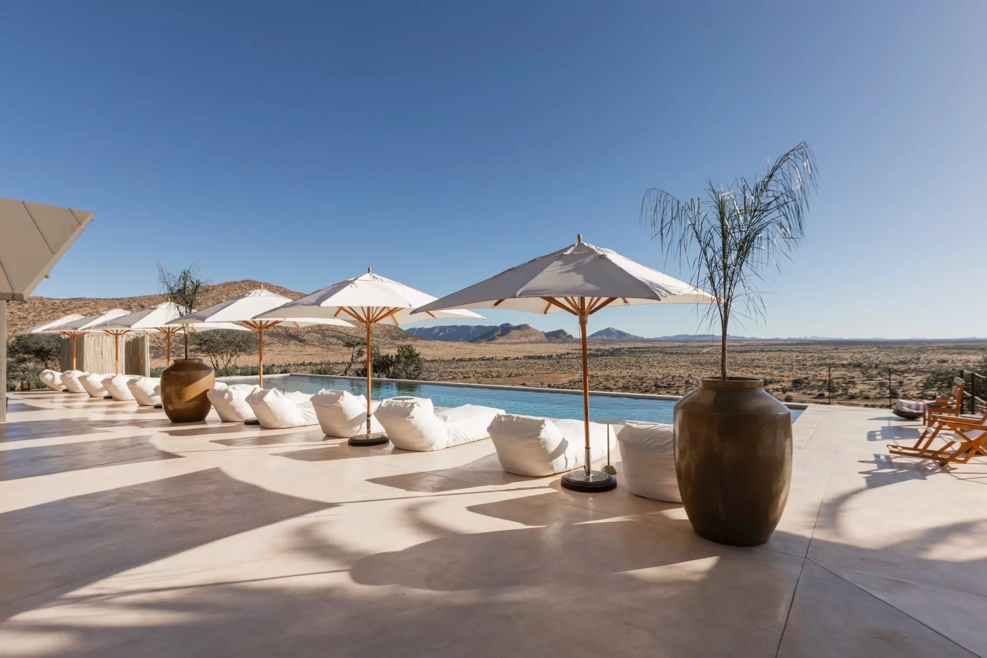 NA-Accommodatie-Gmundner-Lodge-pool-with-terrace.jpg