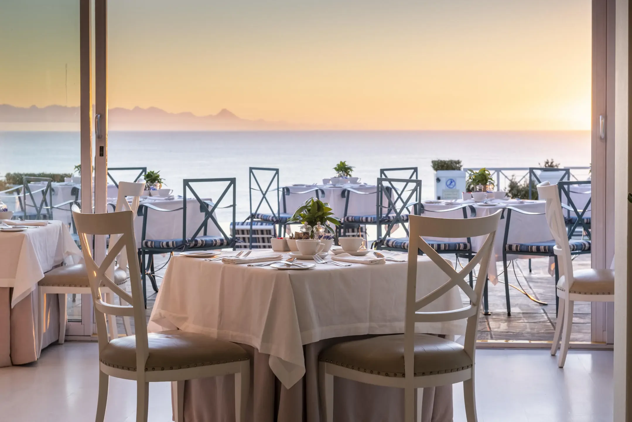 ZA-The Plettenberg-Restaurant Views.webp