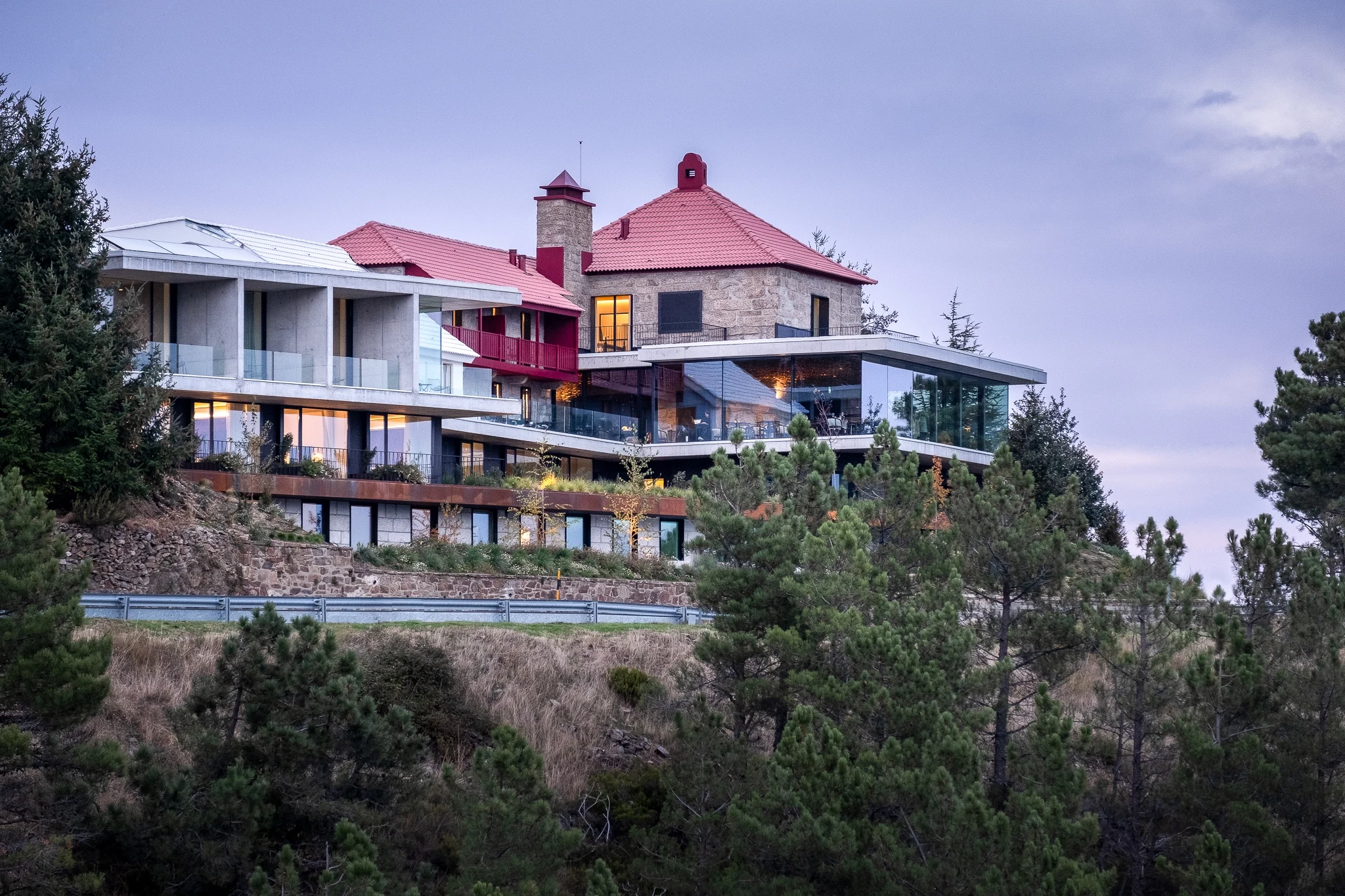 PT - Casa de Sao Lourenco - Outside (1).webp