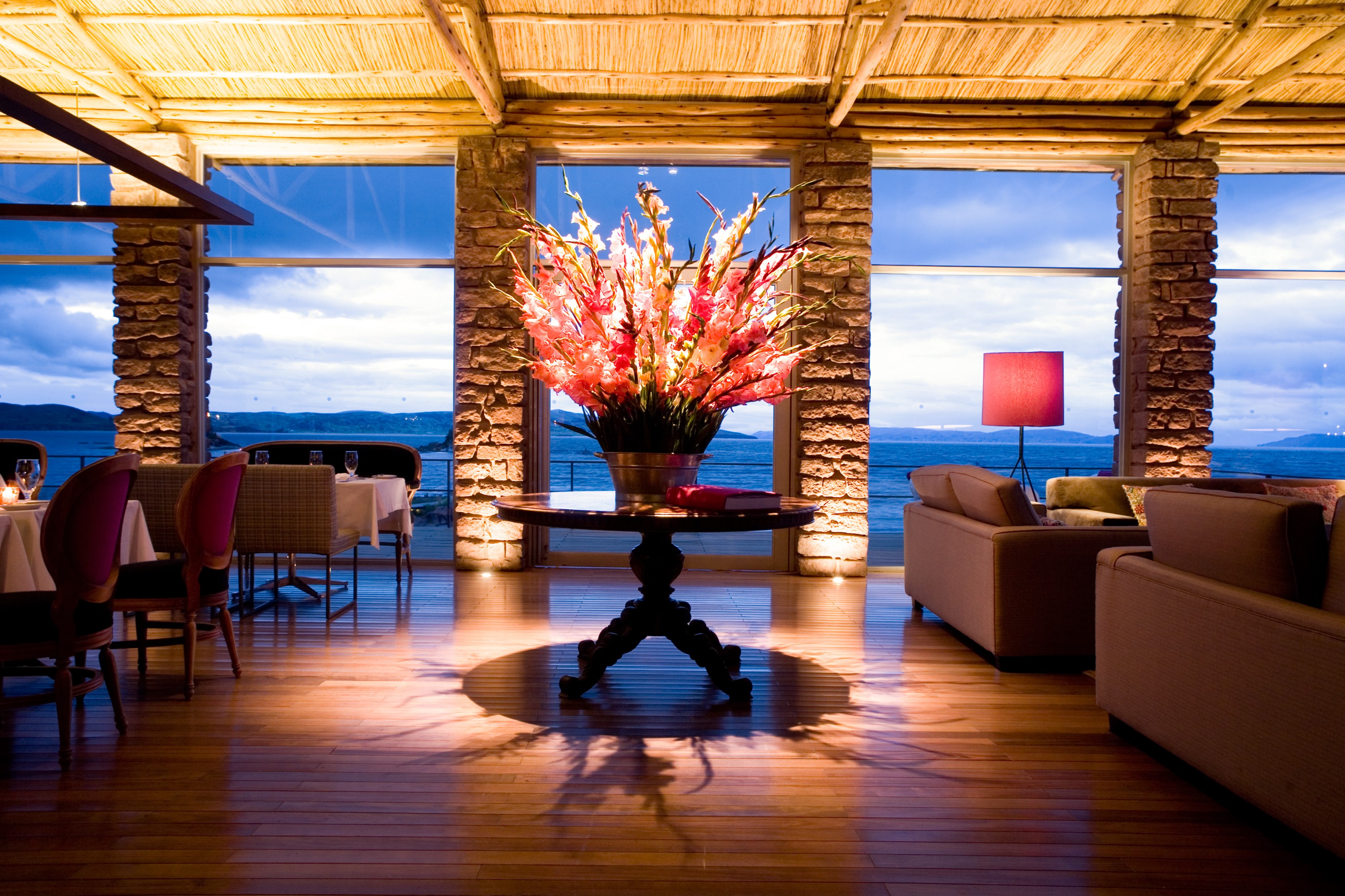 PE - Titilaka Hotel - Living.jpg