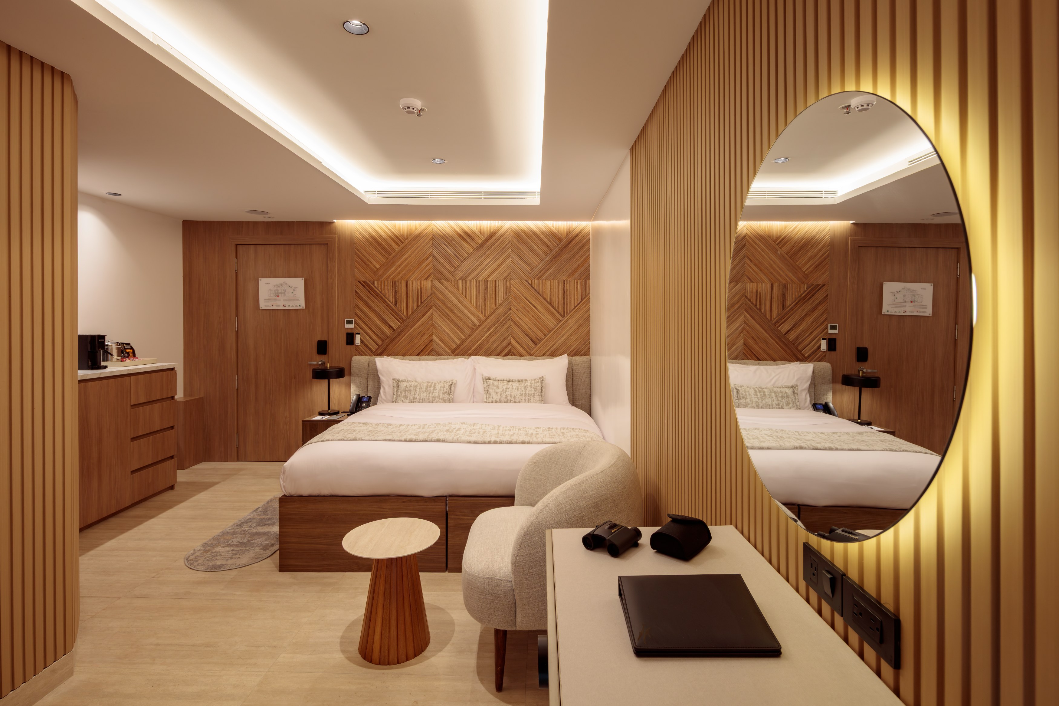 EC-Accommodatie-Hermes-Catamaran-Single-Suite2.jpg