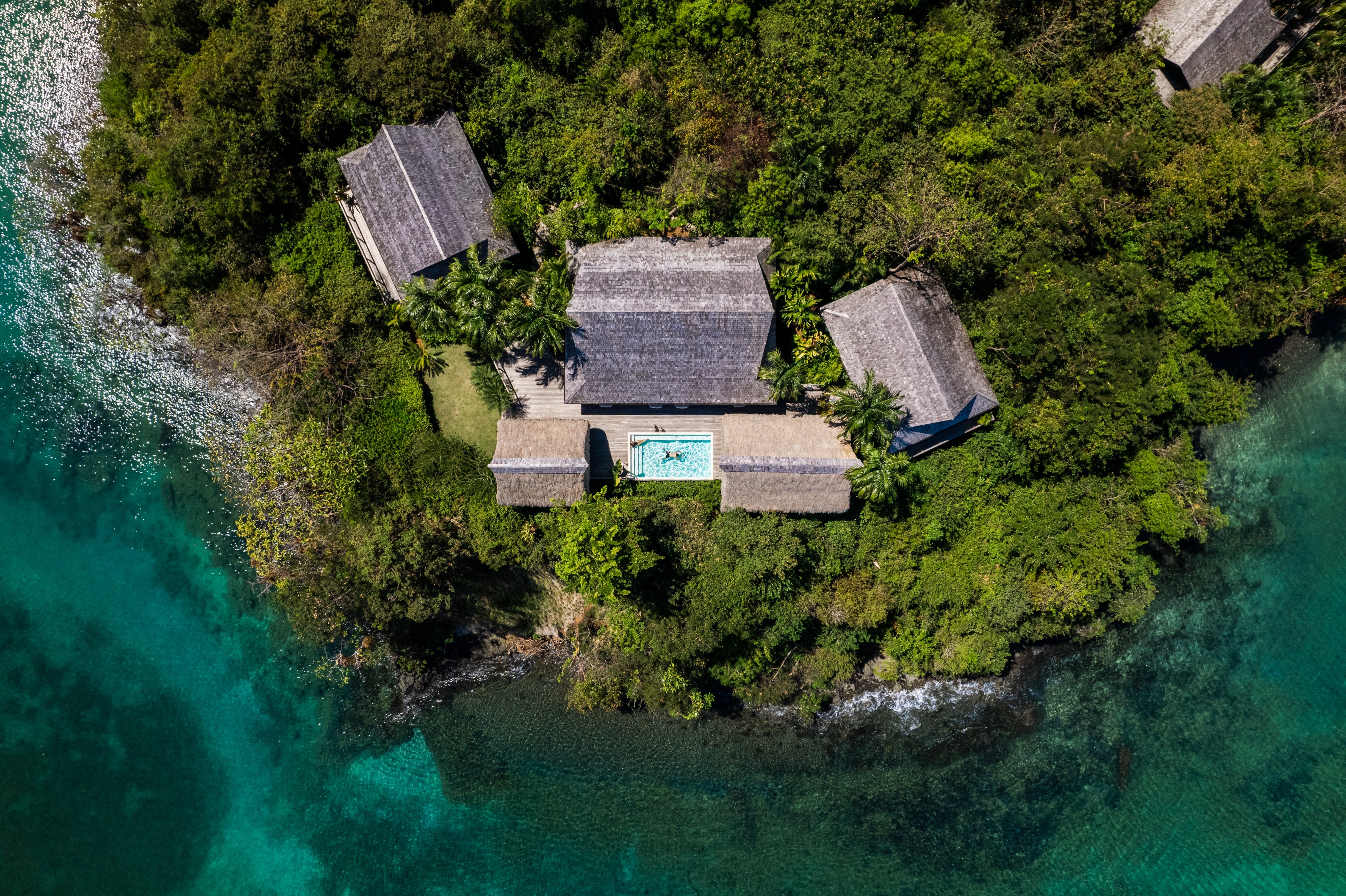 PA- Islas Secas-casita-grande-from-above.jpg