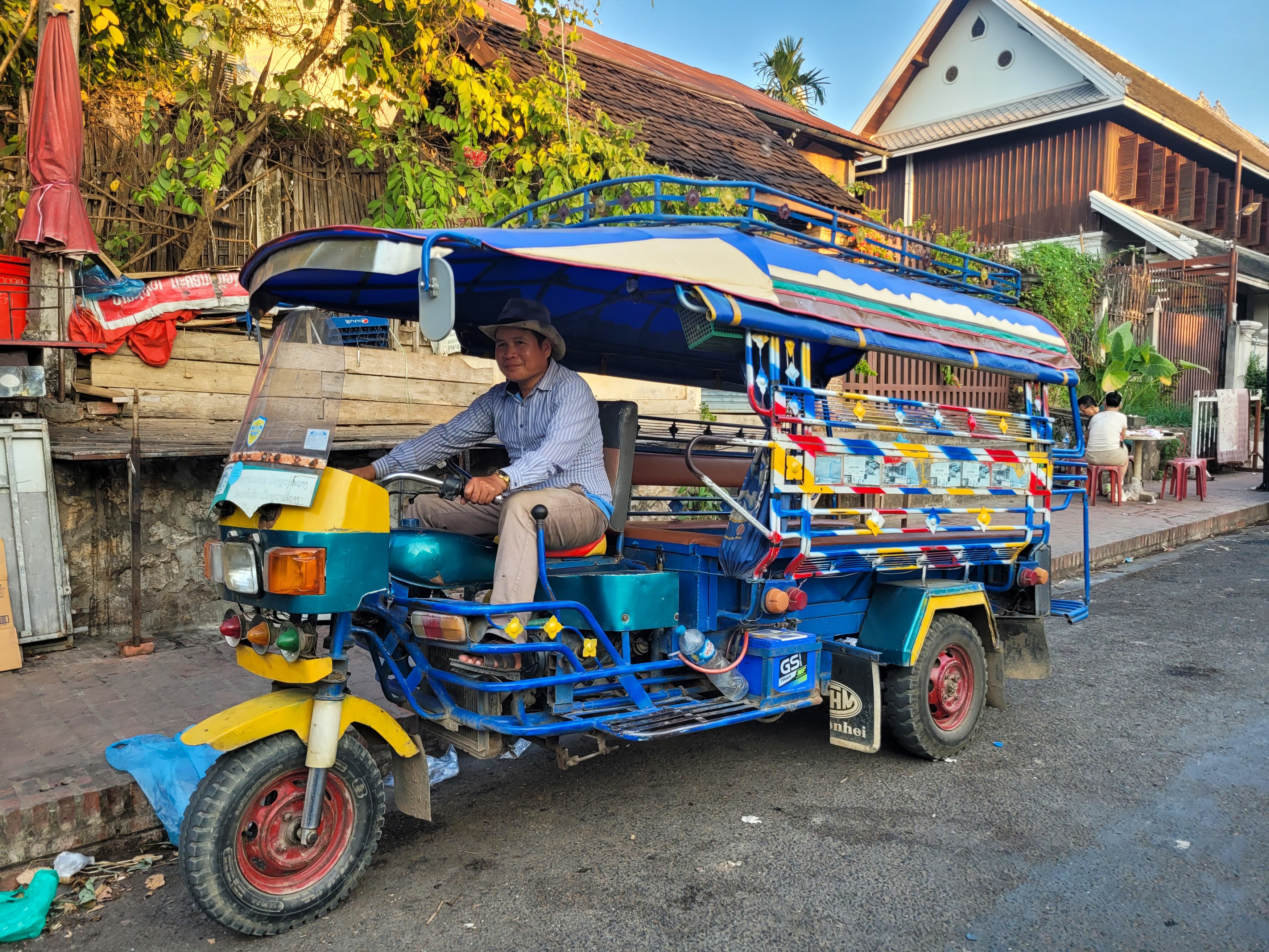LA-Studiereis Evelyn-Ochtendmarkt buiten Luang Prabang (2).jpg