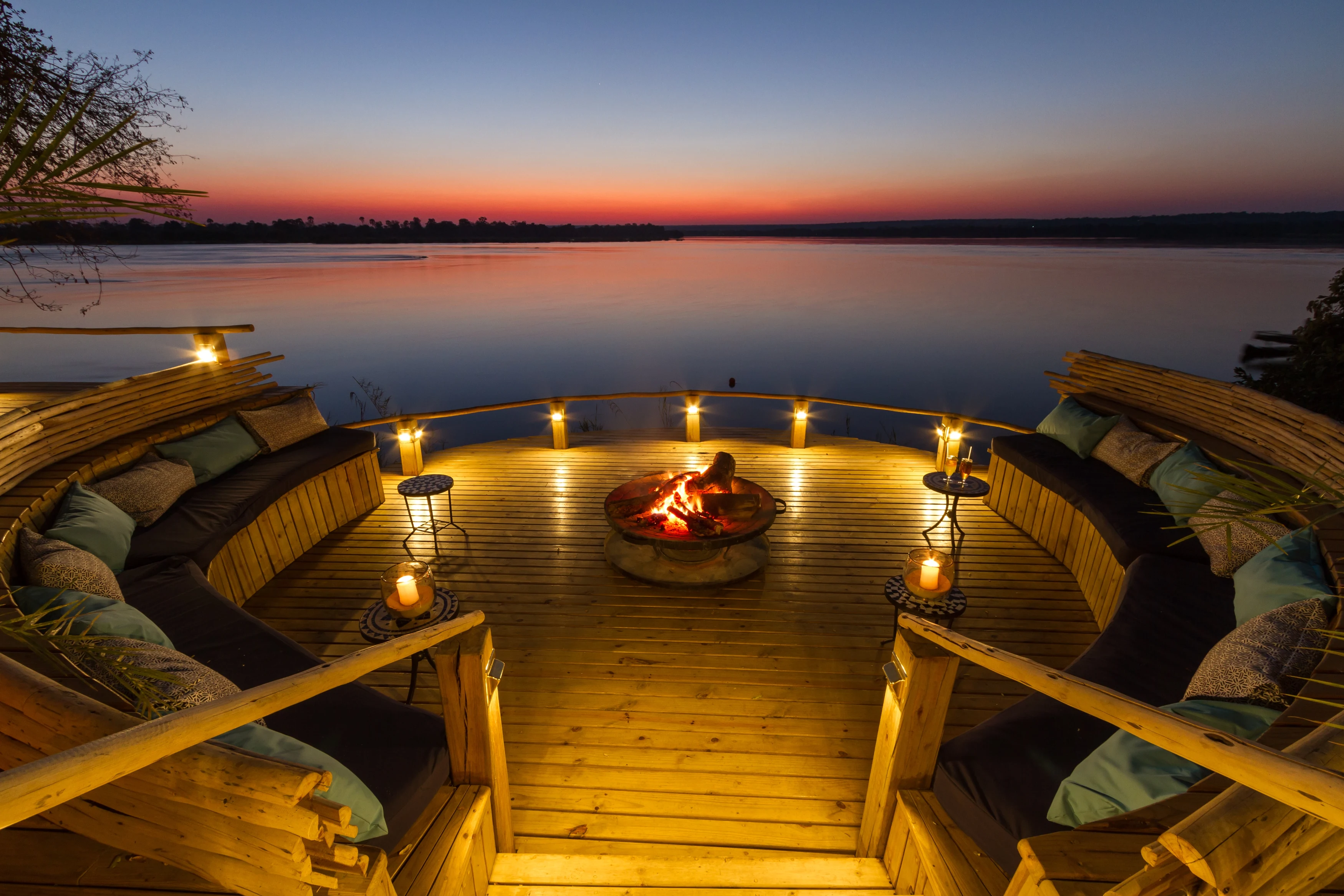ZM-Tongabezi-sunken fireplace.webp