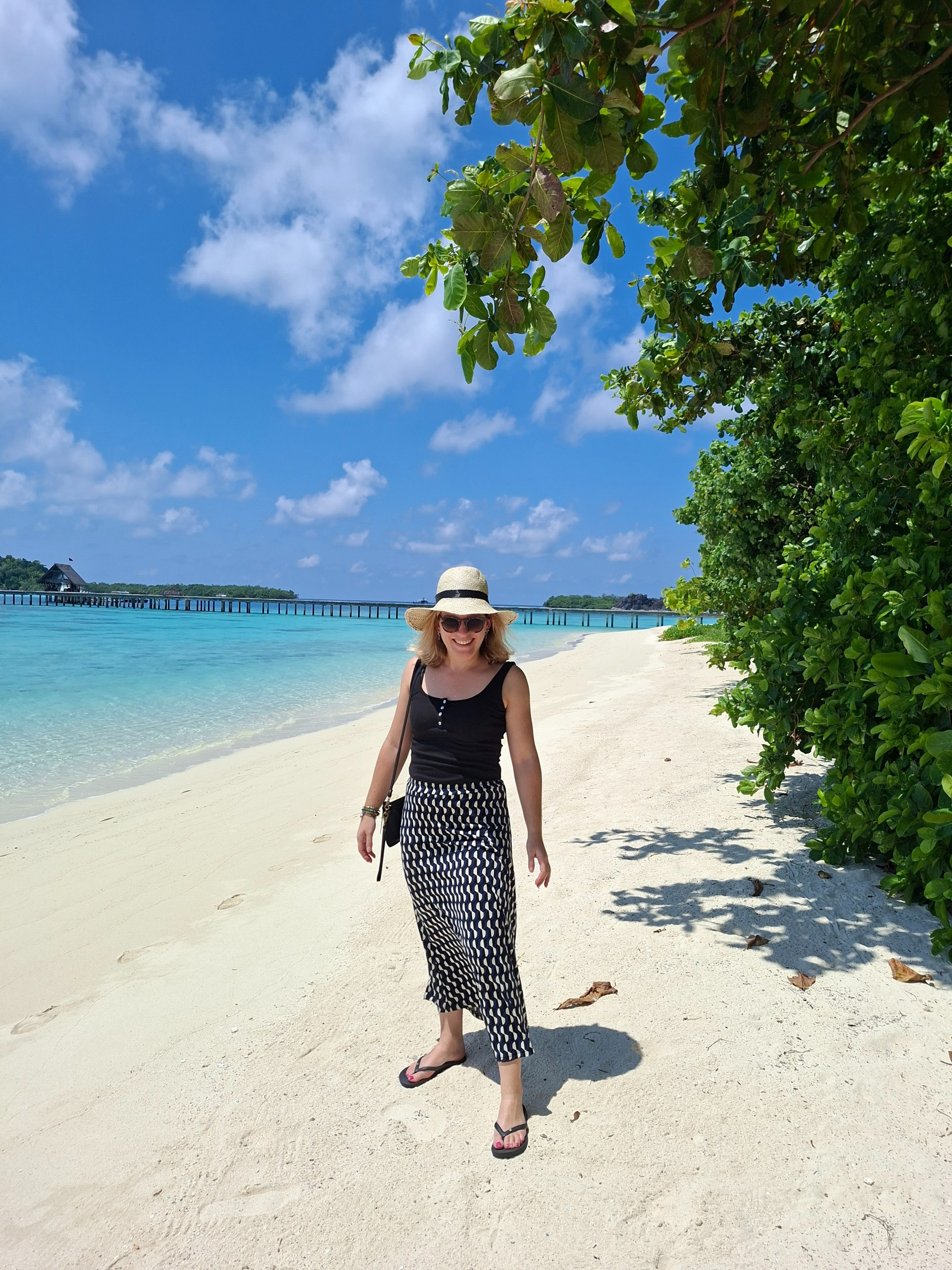 ID - Bawah - Beach - Marloes.jpg