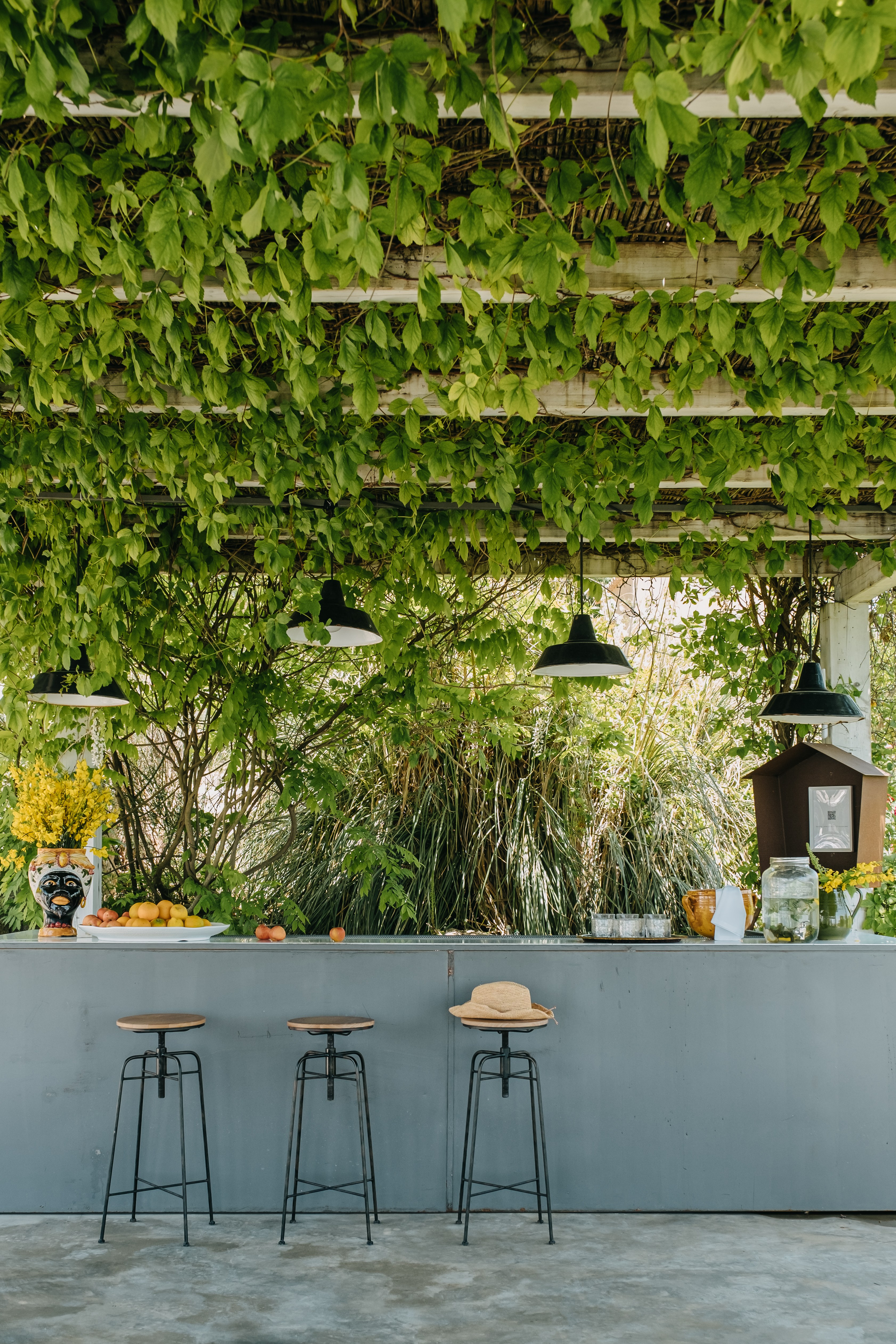 IT-Accommodatie-Susafa-Pool area bar.jpg