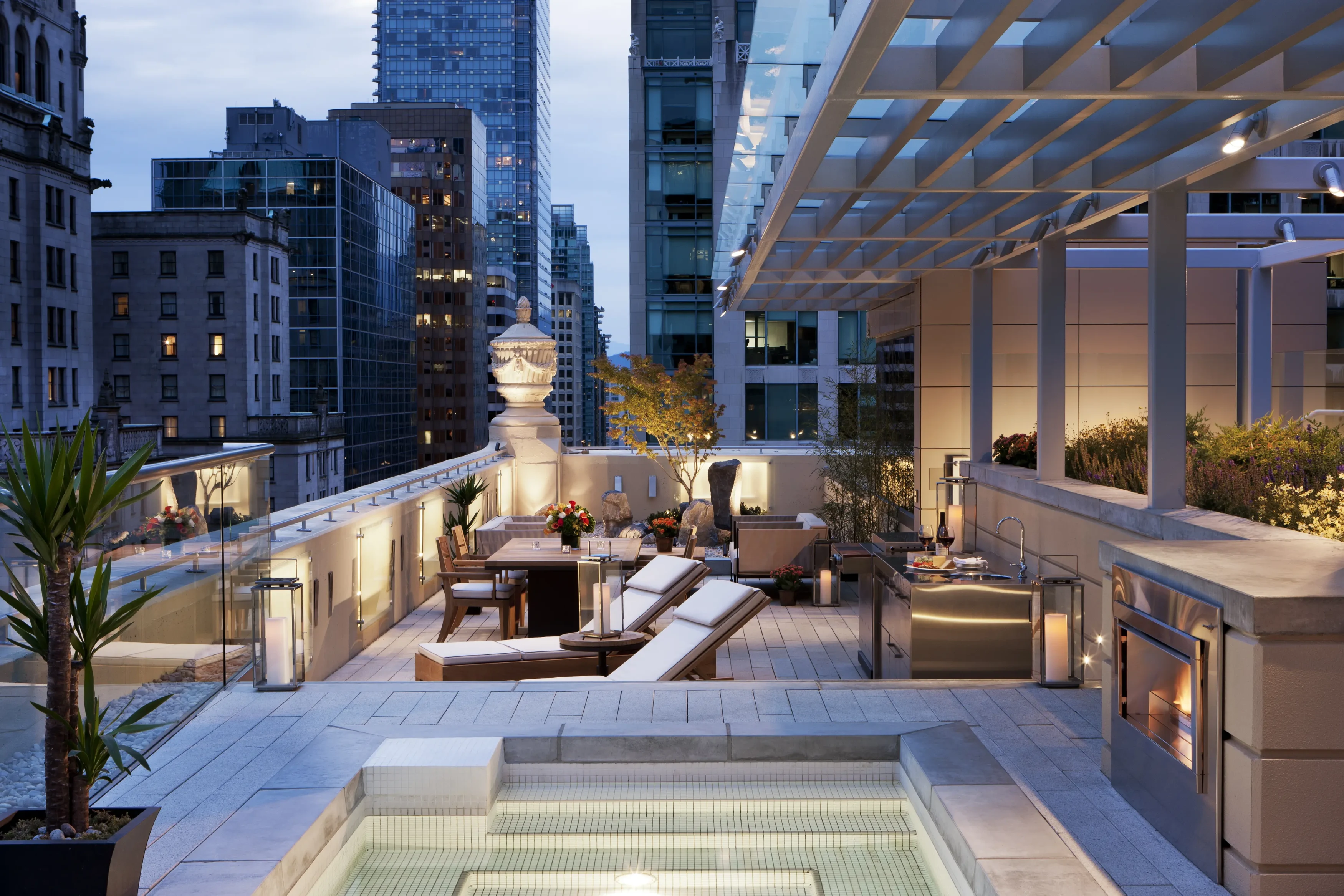 CA-Rosewood-on-Georgia-Suite terrace.webp