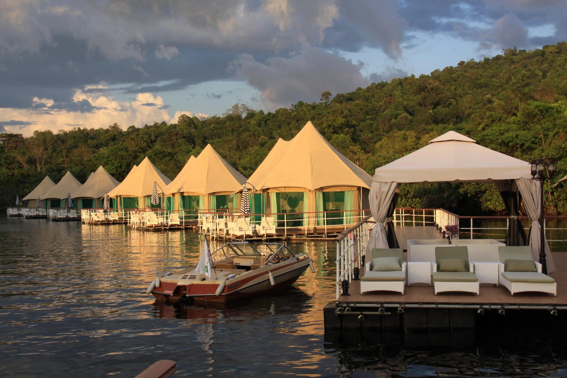 KH - Canvas & Orchids Retreat - Rivers Eco Lodge - Exterior, sunset.webp