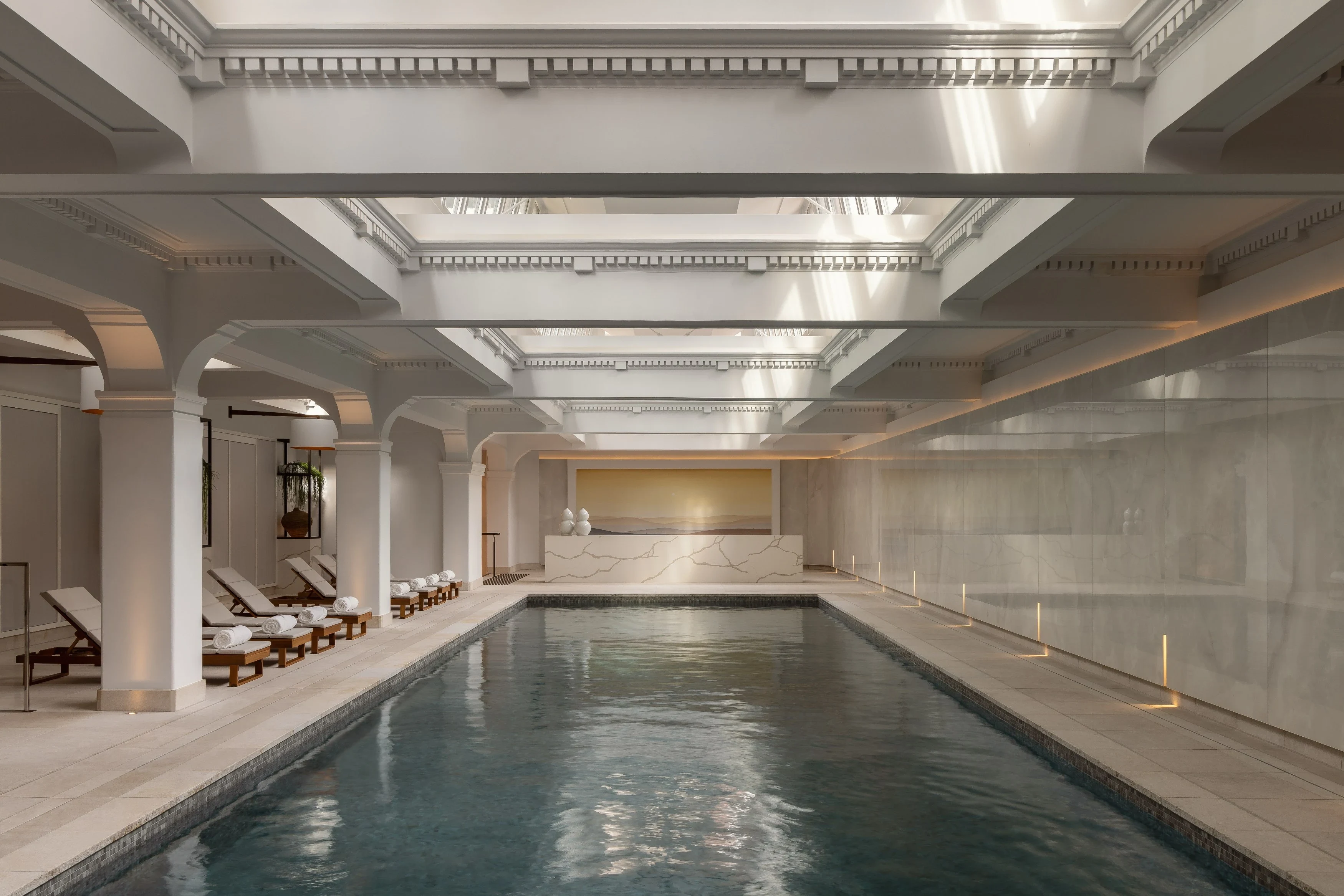 AU_-_accommdatie_-_Capella_Sydney_-_pool.webp