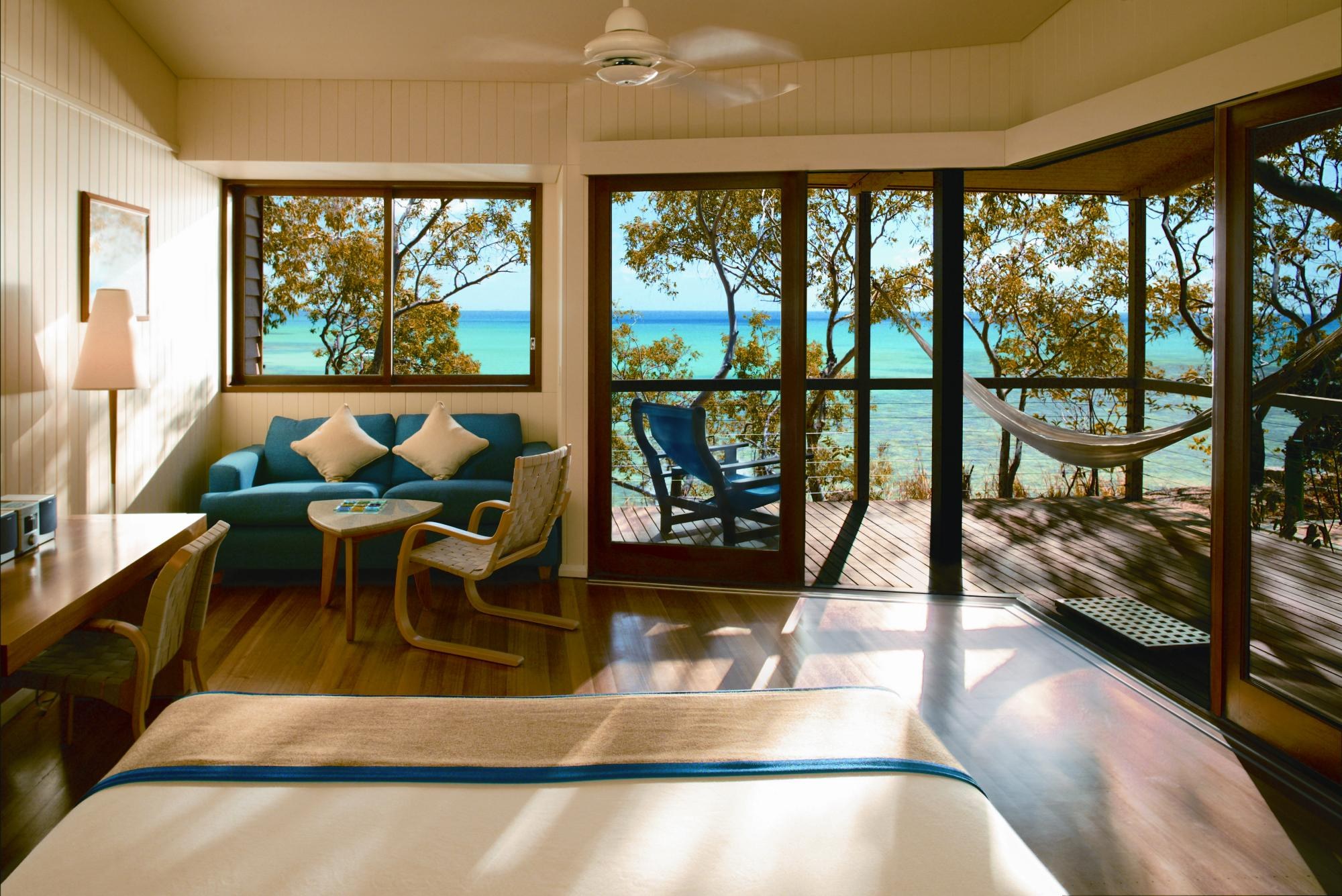 AU - Lizard Island - interior Sunset Point Villa.JPG