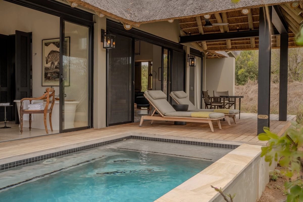 ZA-monwana-suite outside - Medium.jpg