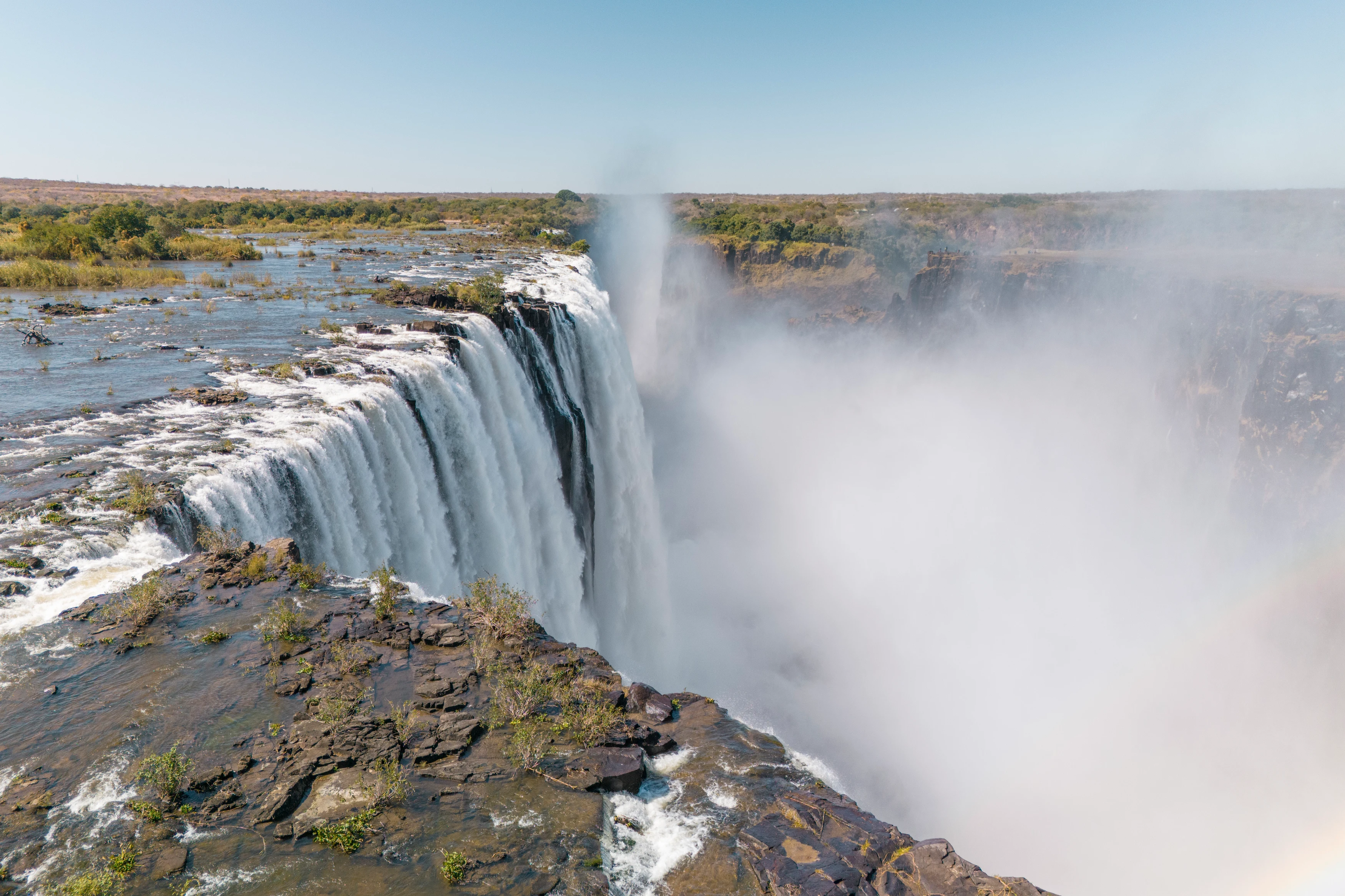 ZM-Livingstone-Island-lunch-rand.webp