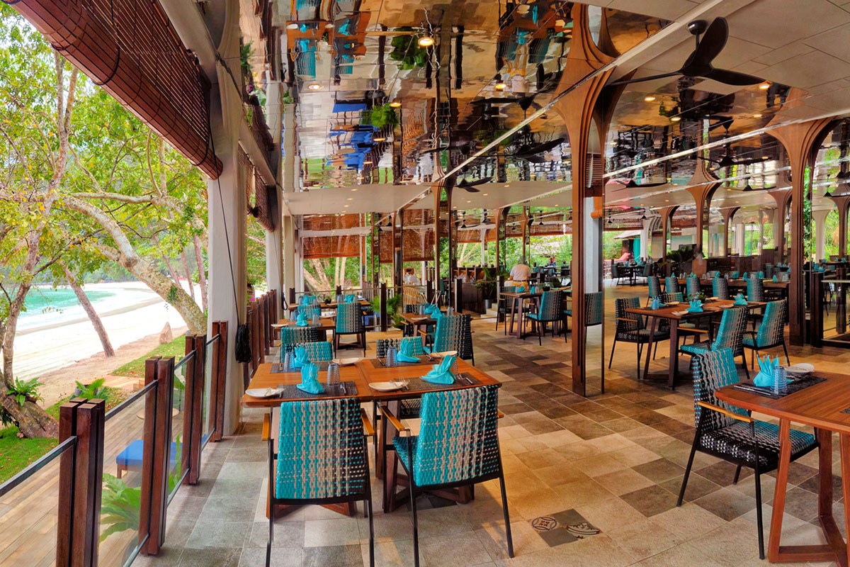 MY - Bunga Raya Resort - Restaurant.jpg