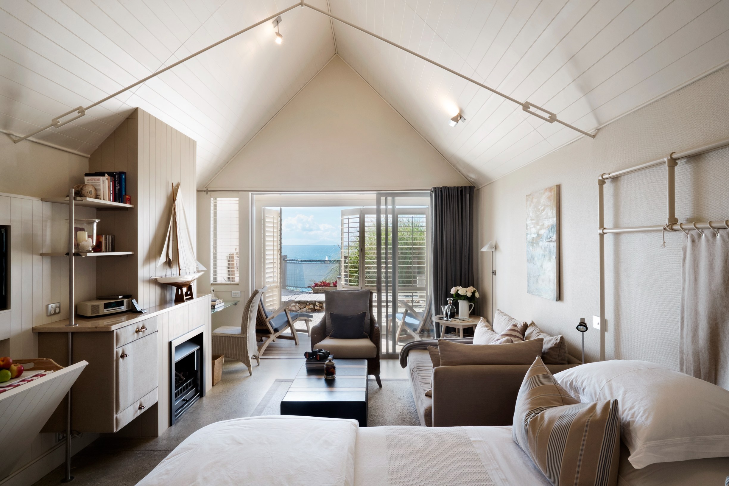 NZ - The Boatshed - Room.jpg