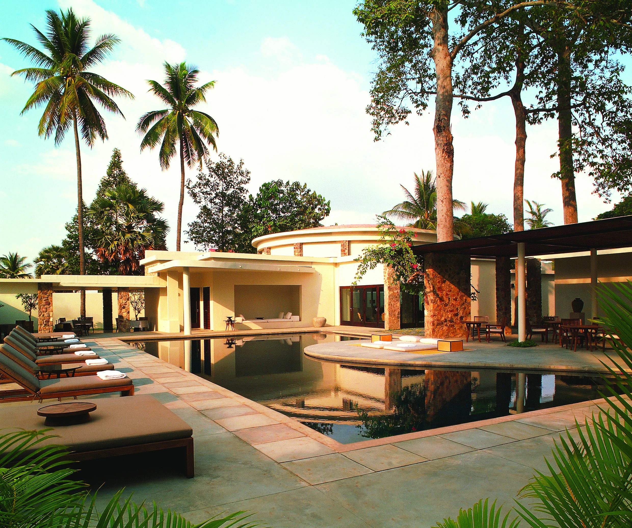 KH - Amansara Resort Siem Reap - Pool.webp
