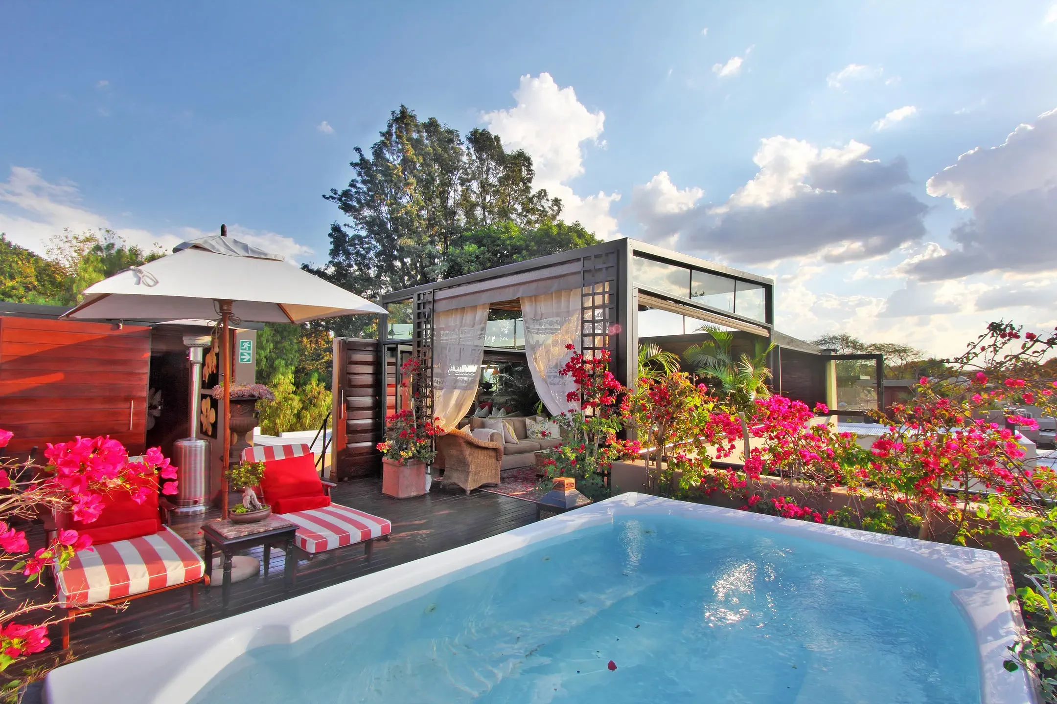 ZA-The Residence- spa roof top jacuzzi and pool.webp