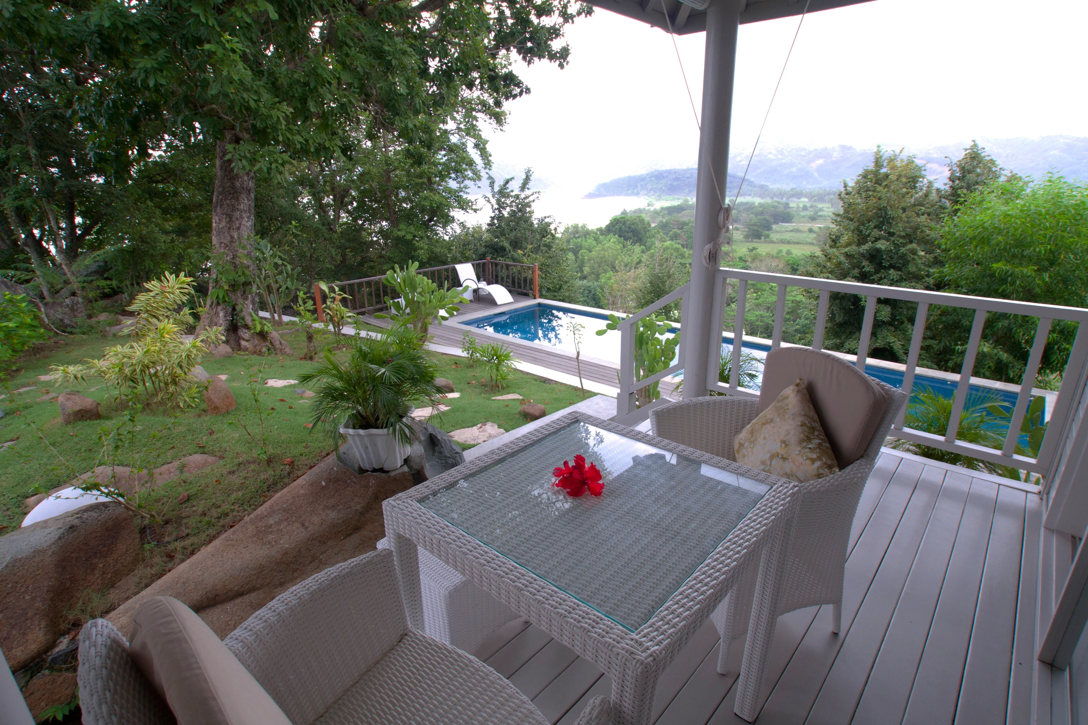 ID - Sempiak Villas - 18. Anak Kayangan terrace.webp