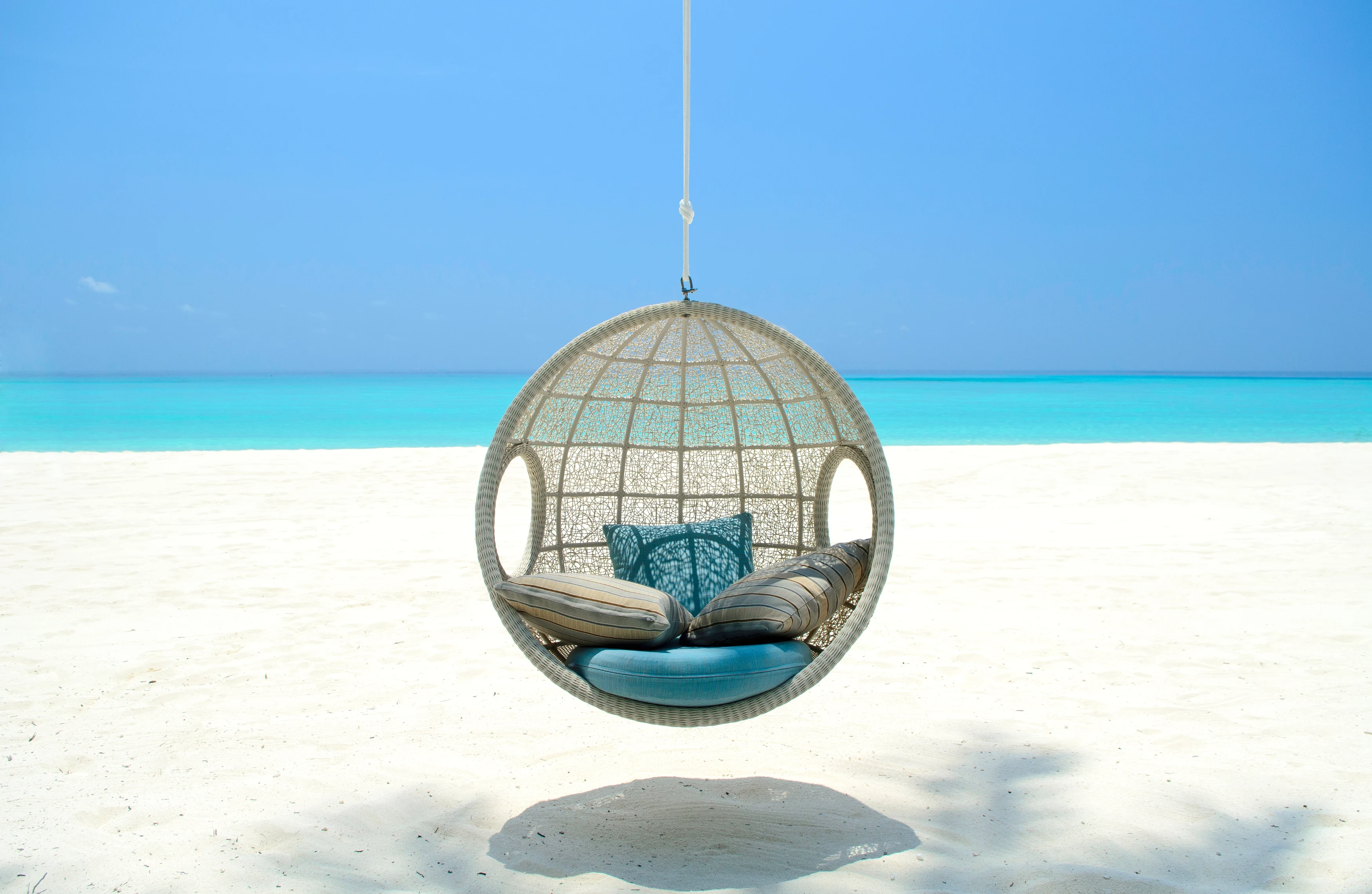 MV - One & Only Reethi Rah - Beach.webp