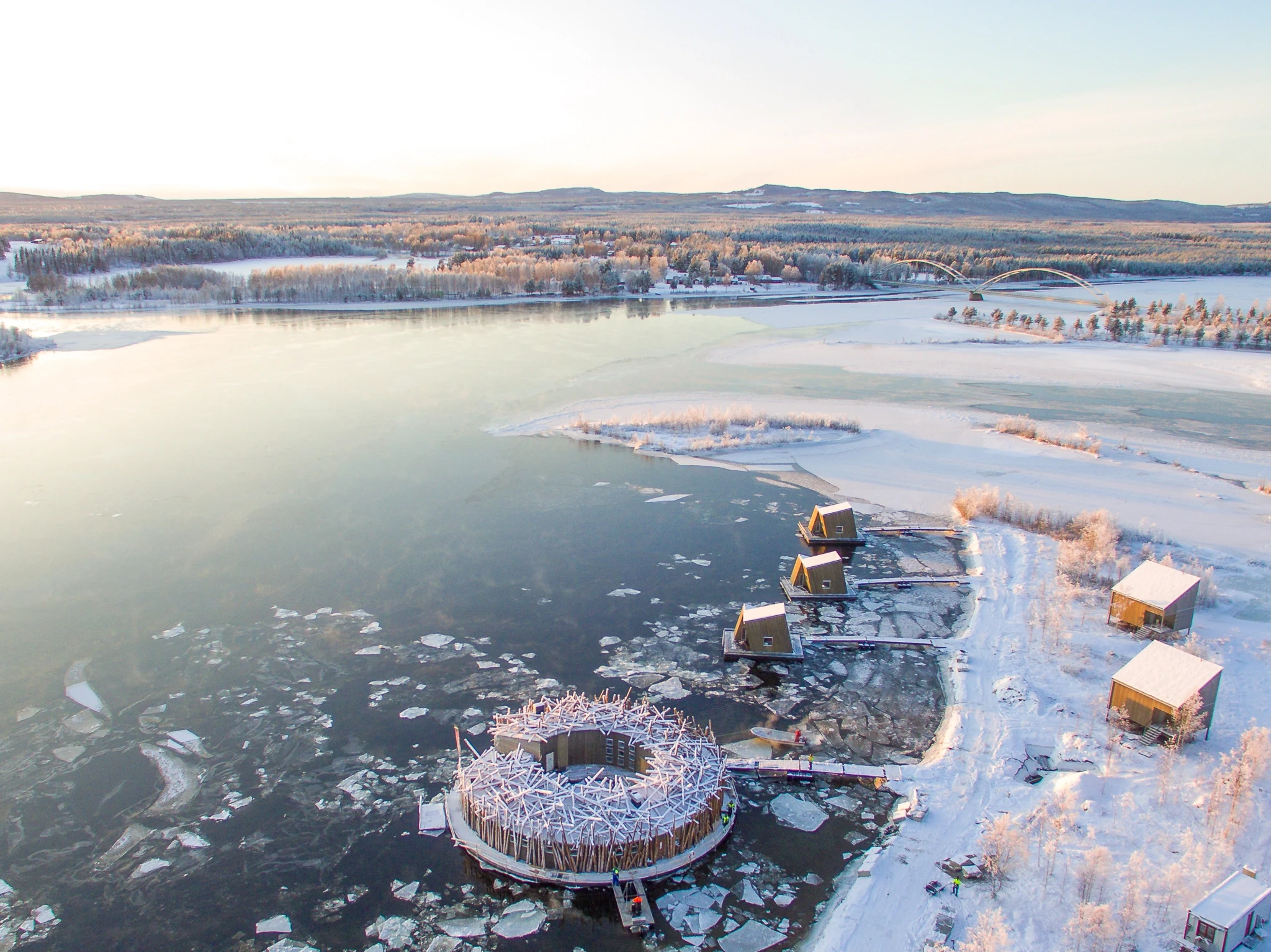 SE - Accommodatie - Arctic Bath - Arctic Bath bovenaf.webp